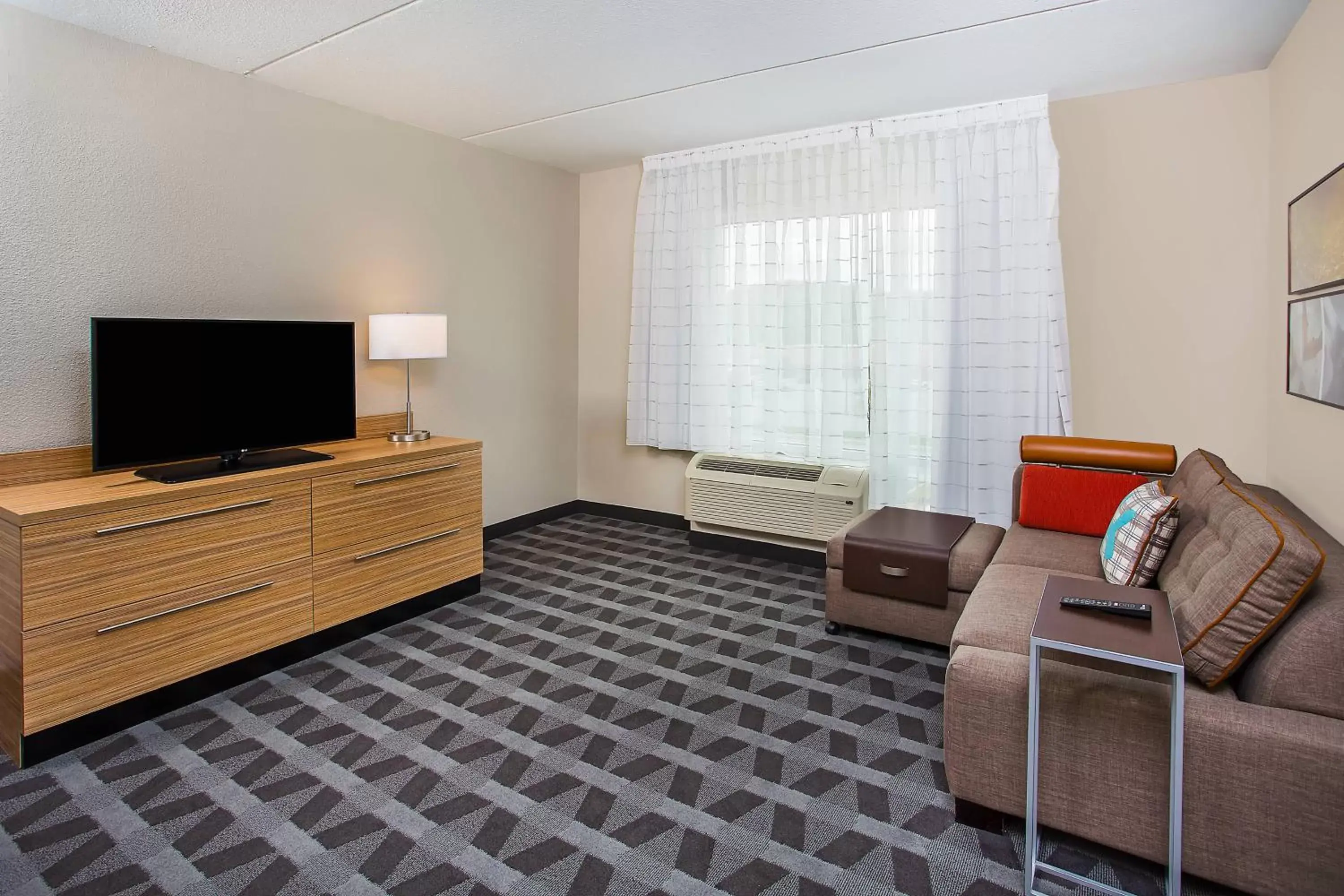 Living room, Seating Area in TownePlace Suites by Marriott Cookeville