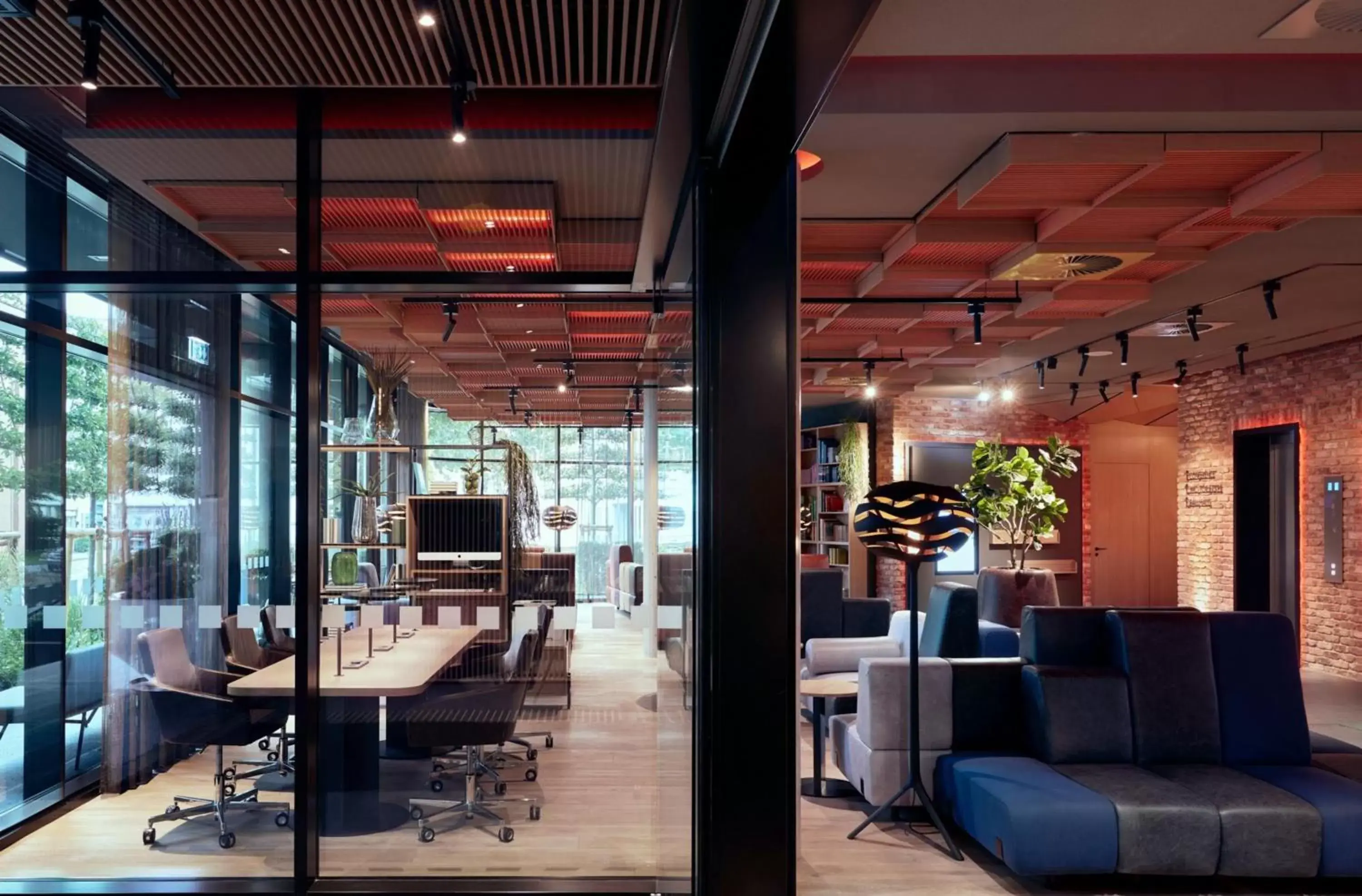 Property building in Holiday Inn - Osnabrück by IHG Property building in Holiday Inn - Osnabrück by IHG