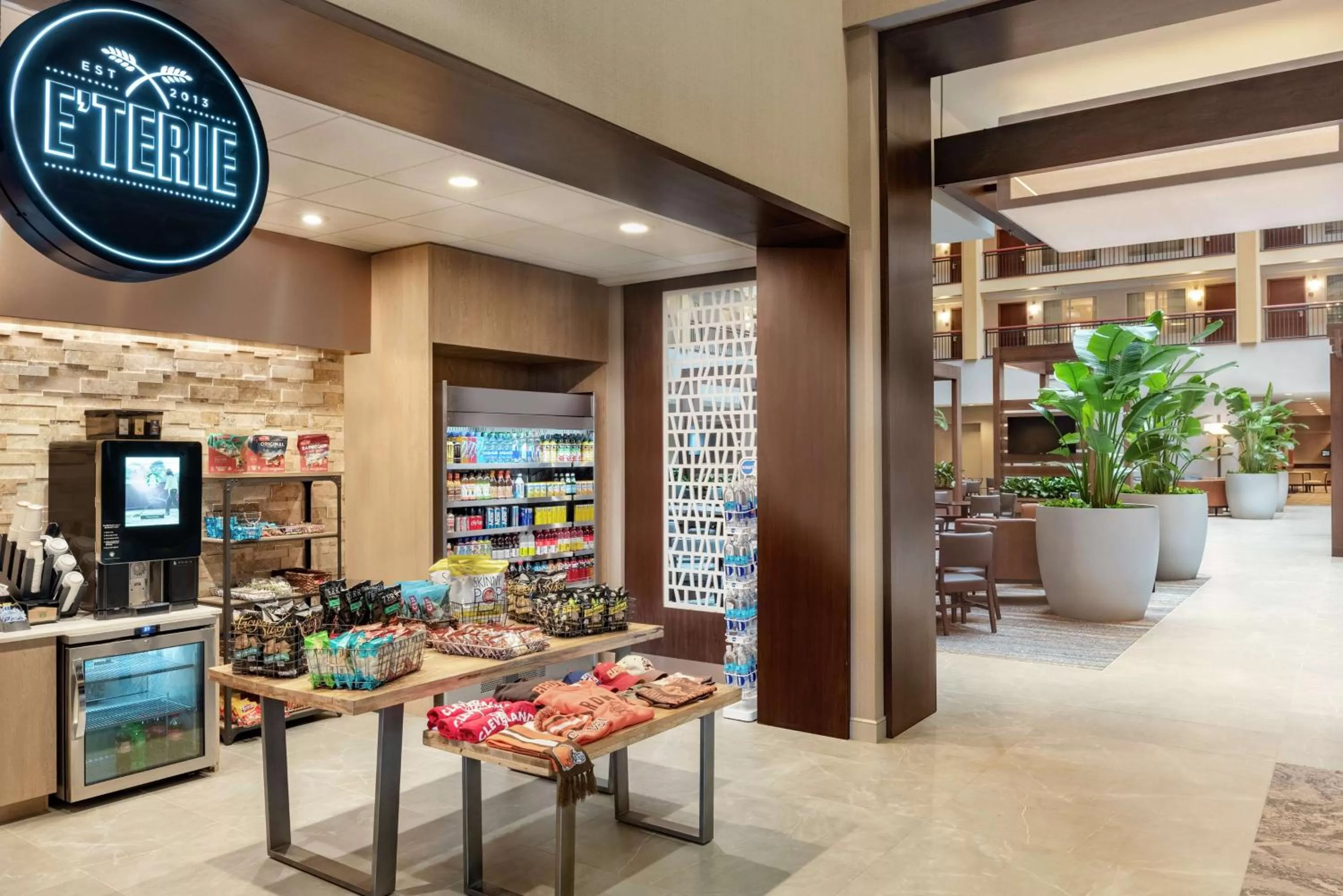 Lobby or reception in Embassy Suites by Hilton Cleveland Rockside