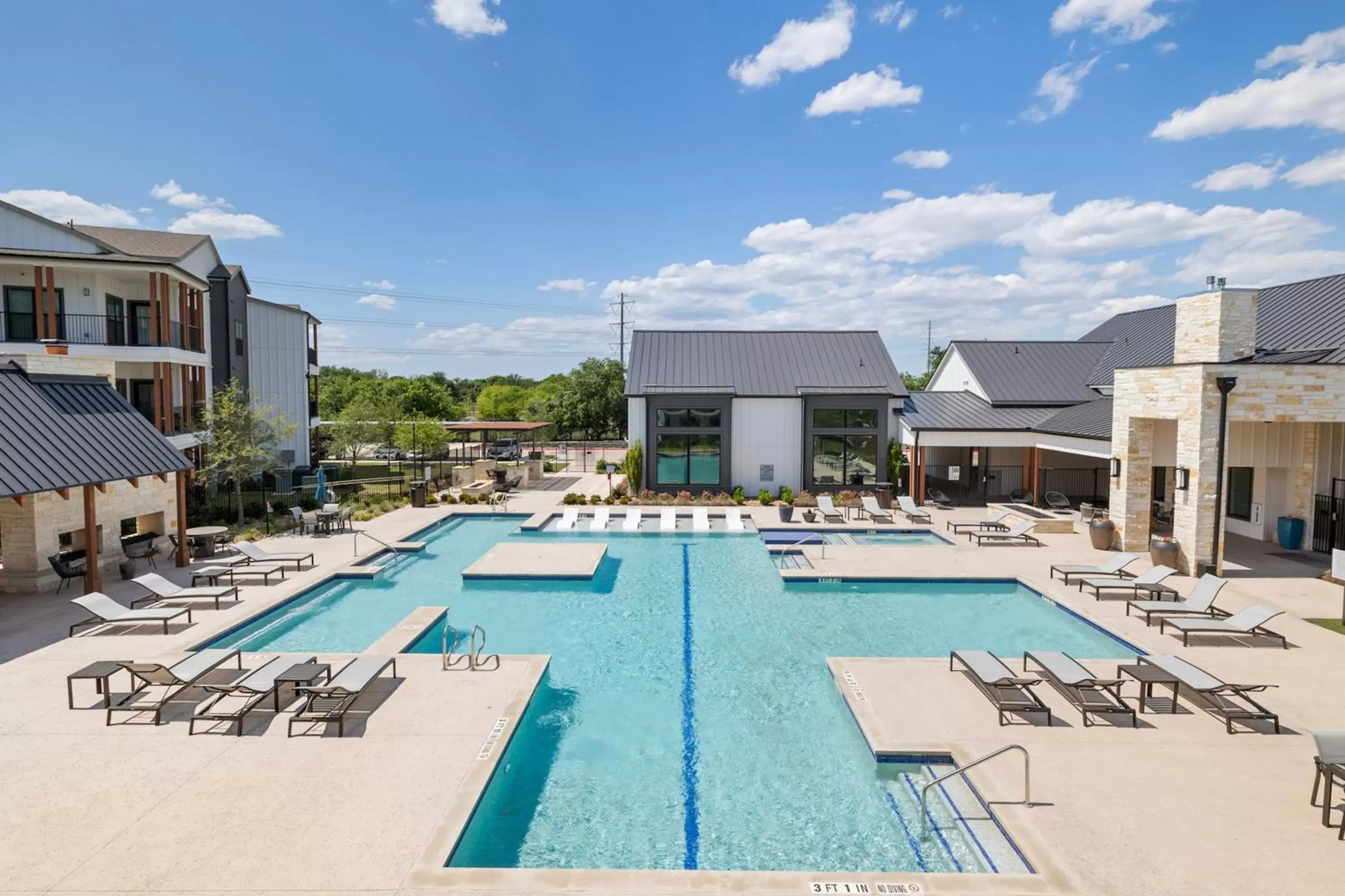 Swimming Pool in Kasa Southeast-Airport Austin