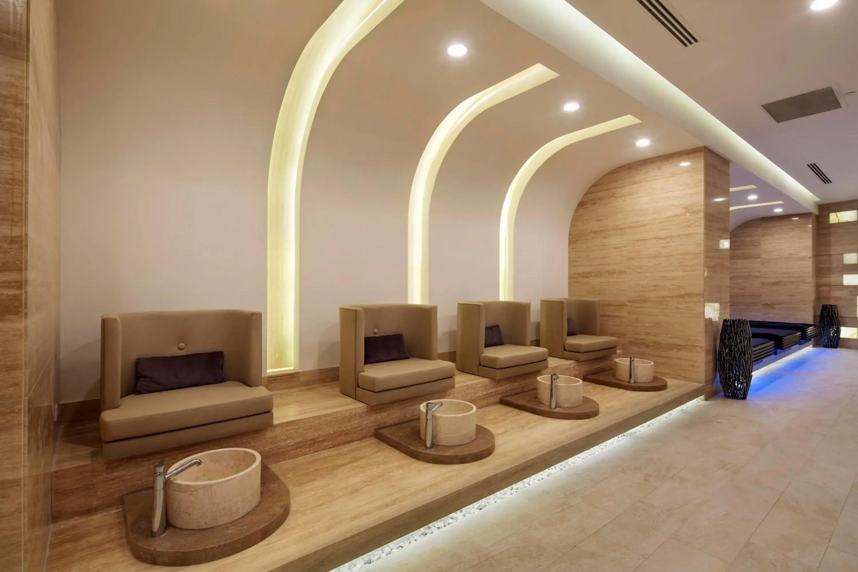 Spa and wellness centre/facilities, Seating Area in The Sense Deluxe Hotel