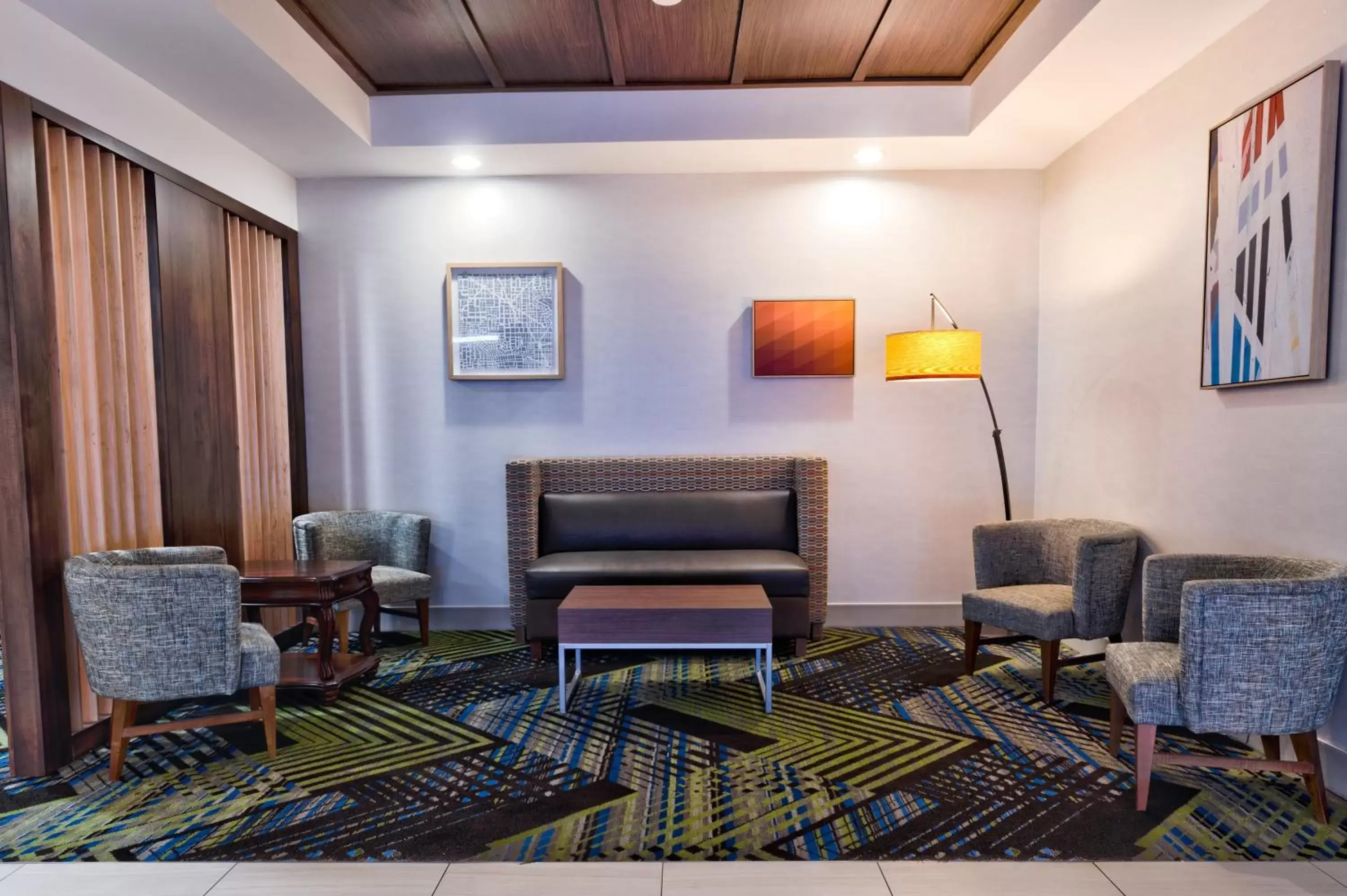 Property building, Seating Area in Holiday Inn Express Hotel & Suites Goshen, an IHG Hotel