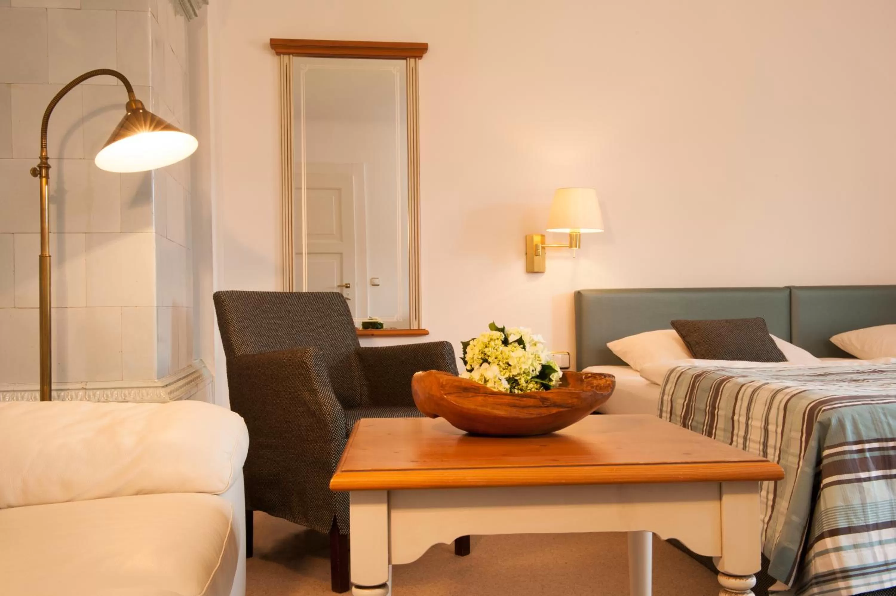 Decorative detail, Bed in Geldernhaus Hotel garni