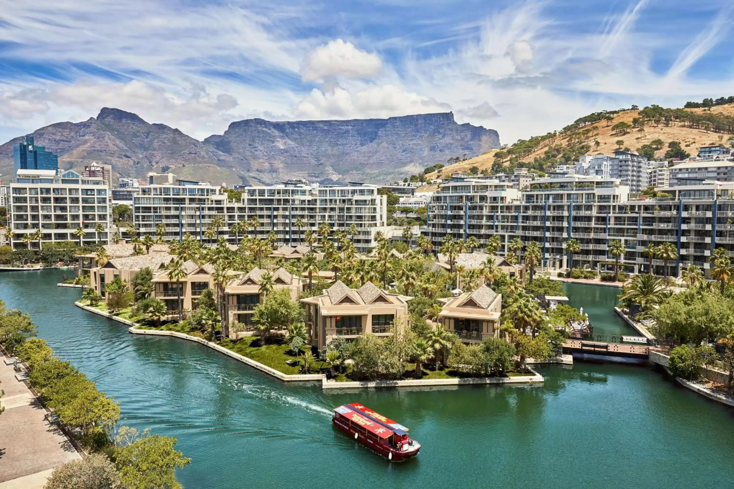 Swimming pool in One&Only Cape Town