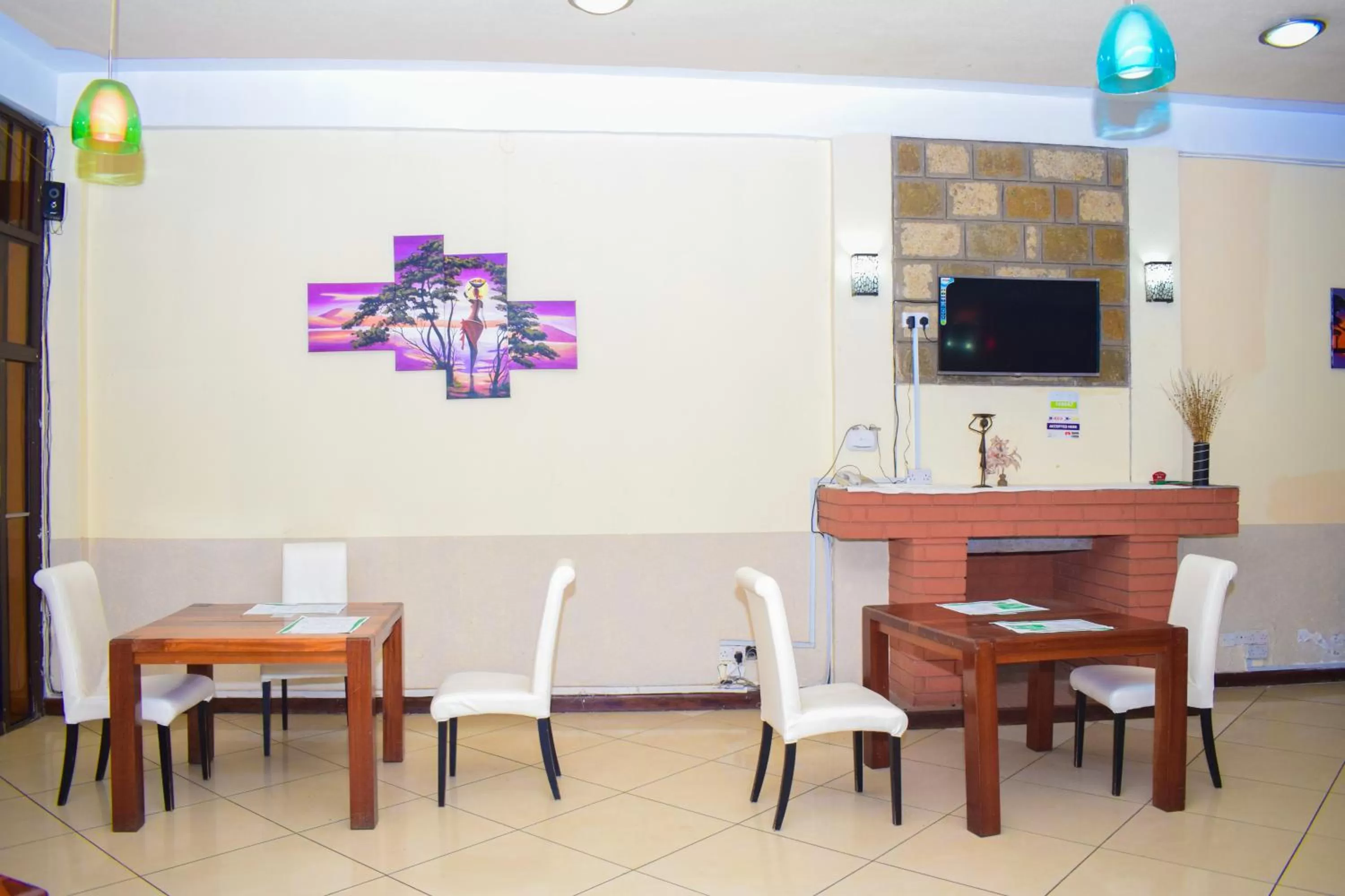 Restaurant/Places to Eat in Vienna Woods Hotel Nakuru