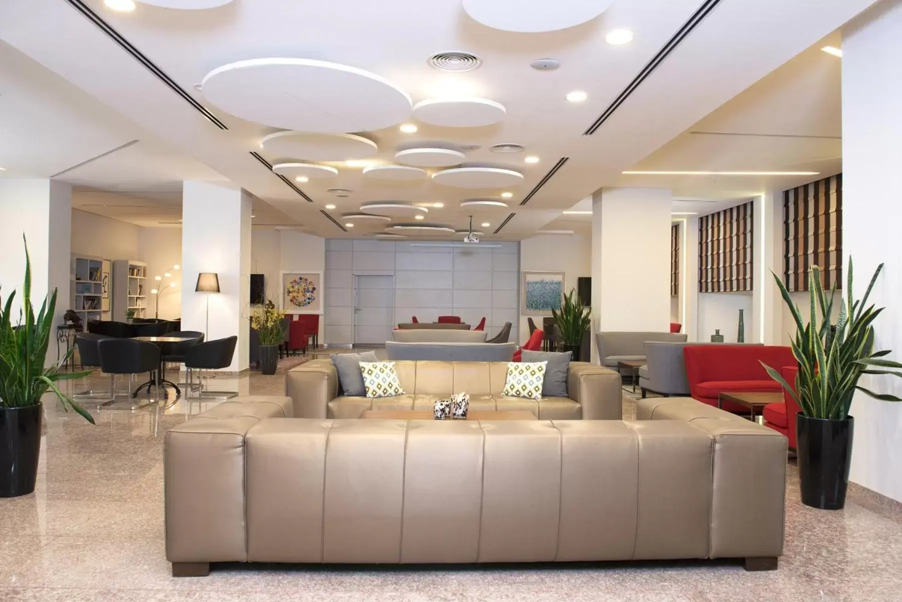 Lounge or bar, Lobby/Reception in Benjamin Business Hotel