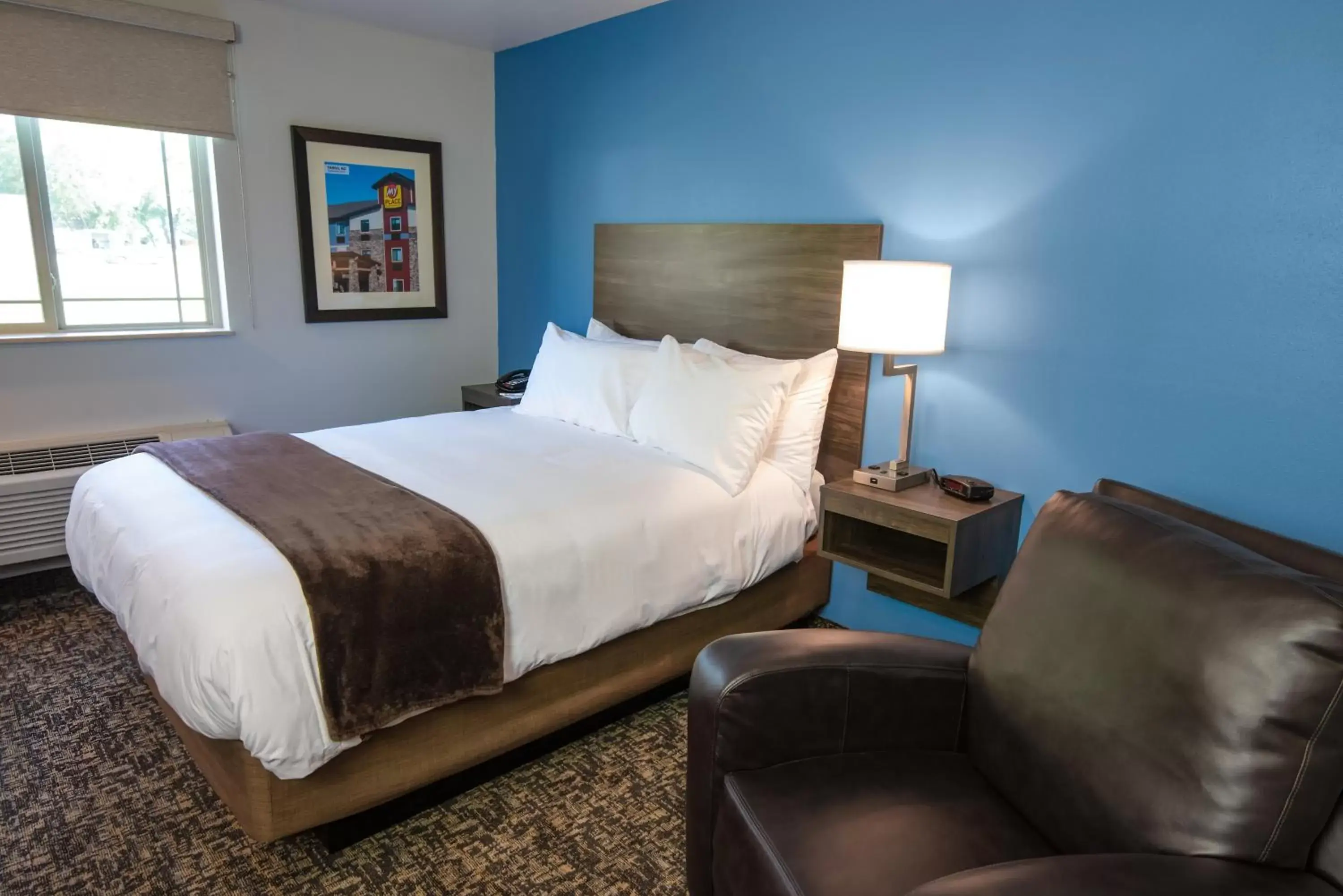 Bedroom, Bed in My Place Hotel-Phoenix West/Avondale, AZ