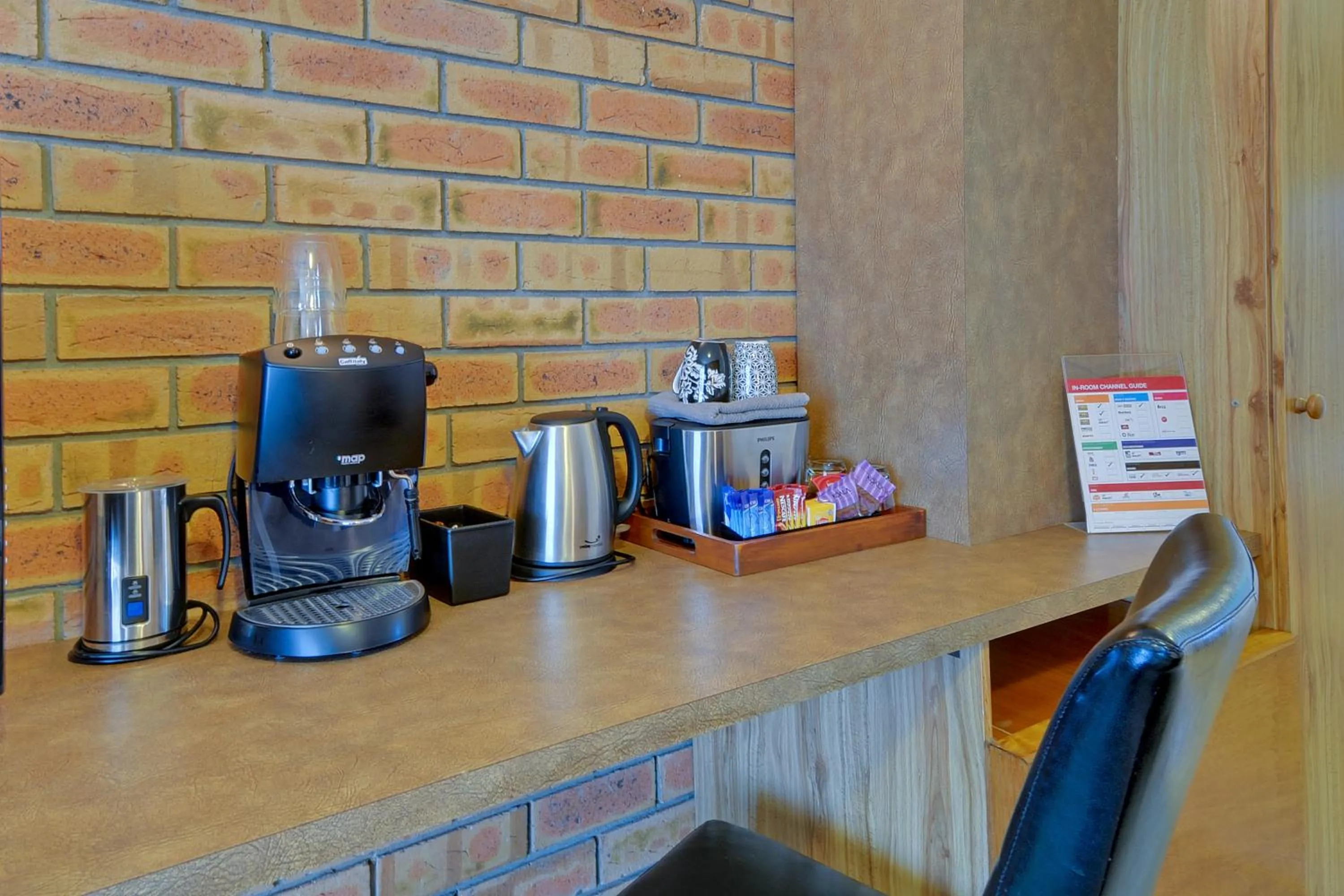 Coffee/tea facilities in Tree Rose Motel Morwell