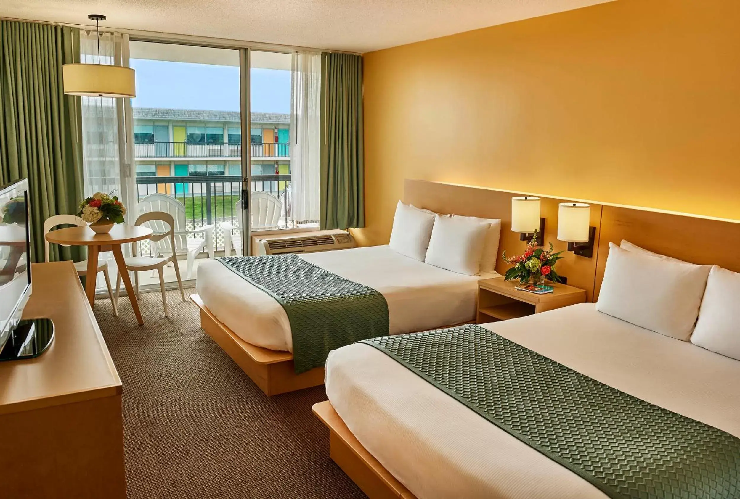Bedroom, Bed in Harbor Hotel Provincetown