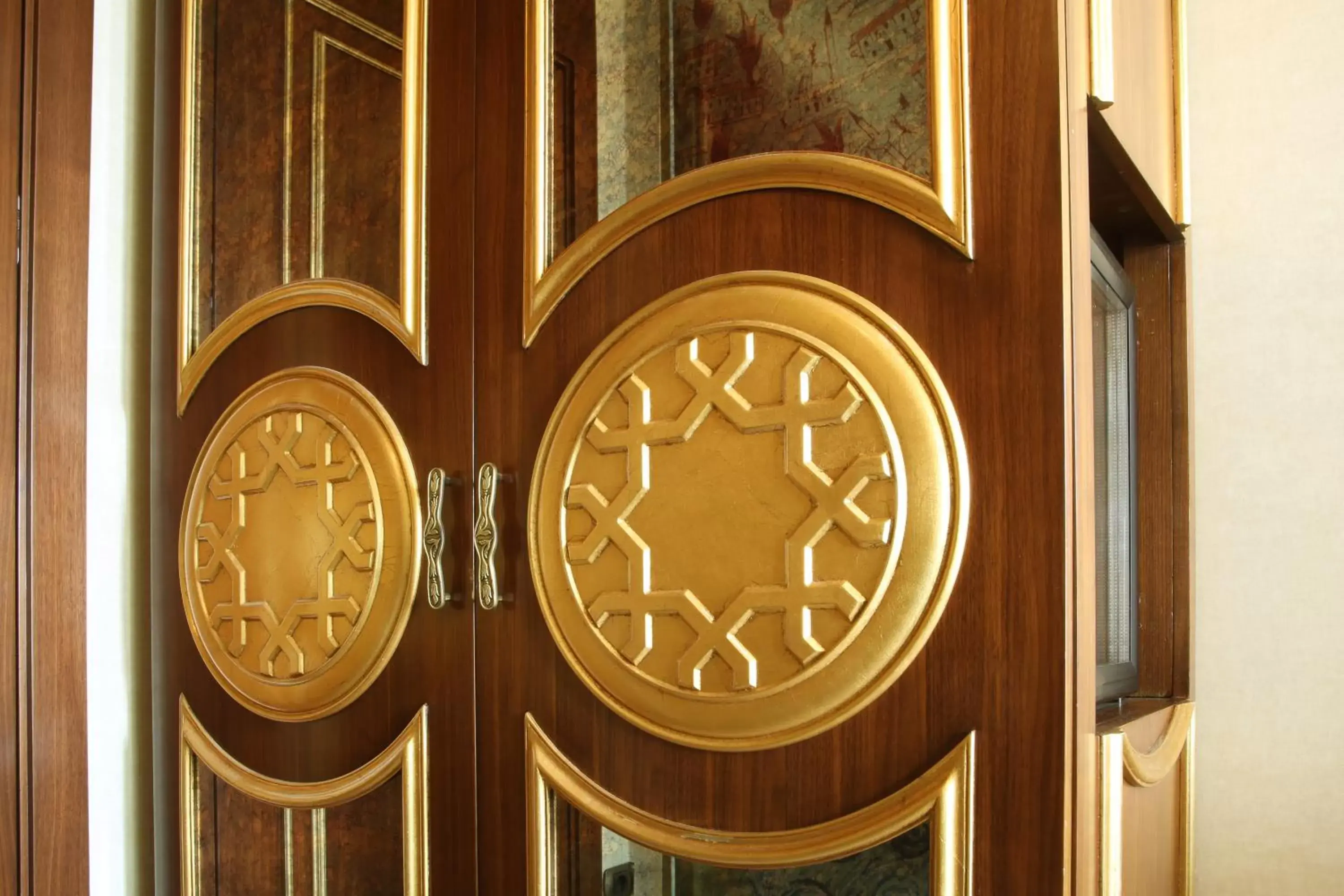 Decorative detail in Daru Sultan Hotels Galata