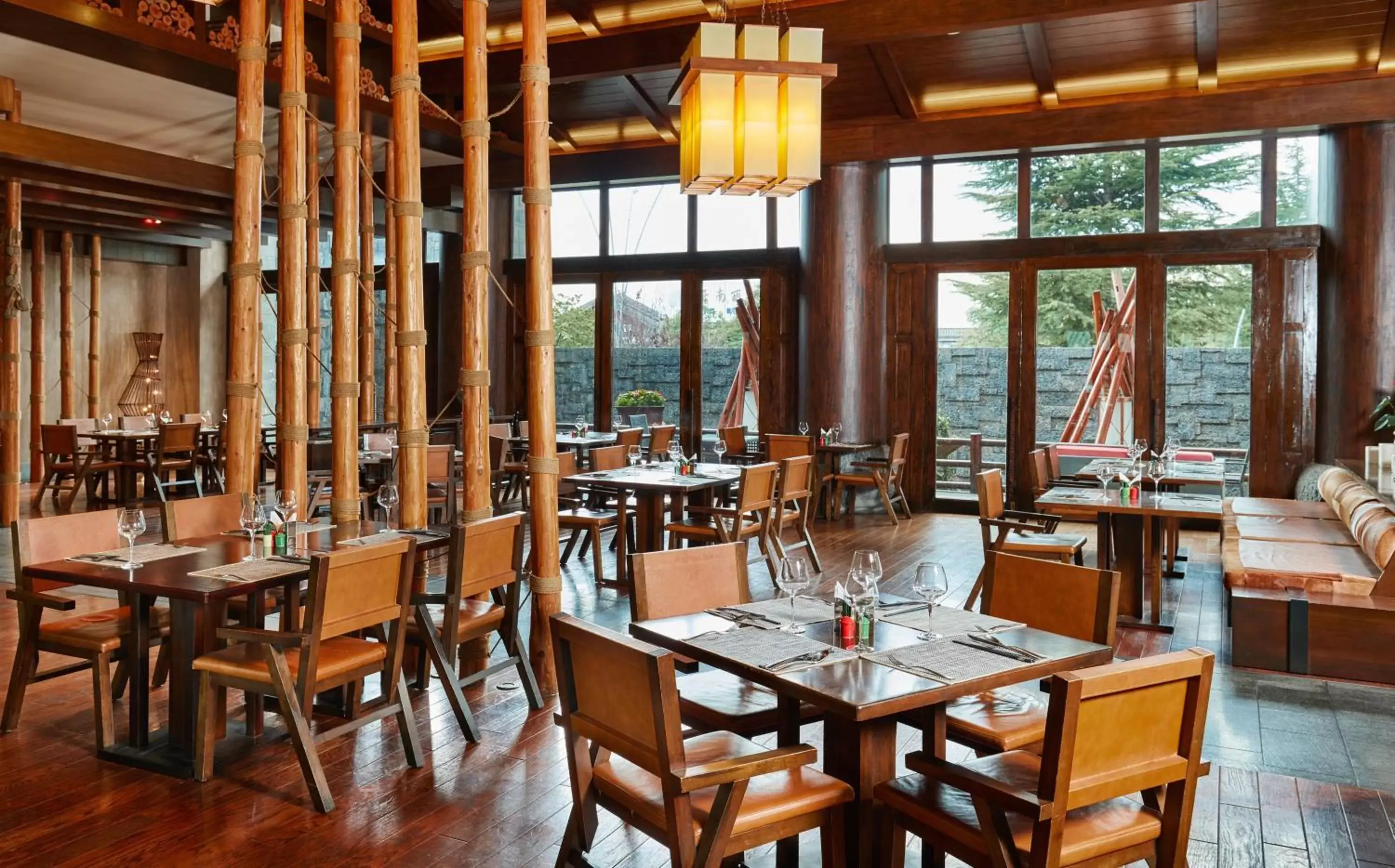 Restaurant/Places to Eat in InterContinental Lijiang Ancient Town Resort, an IHG Hotel