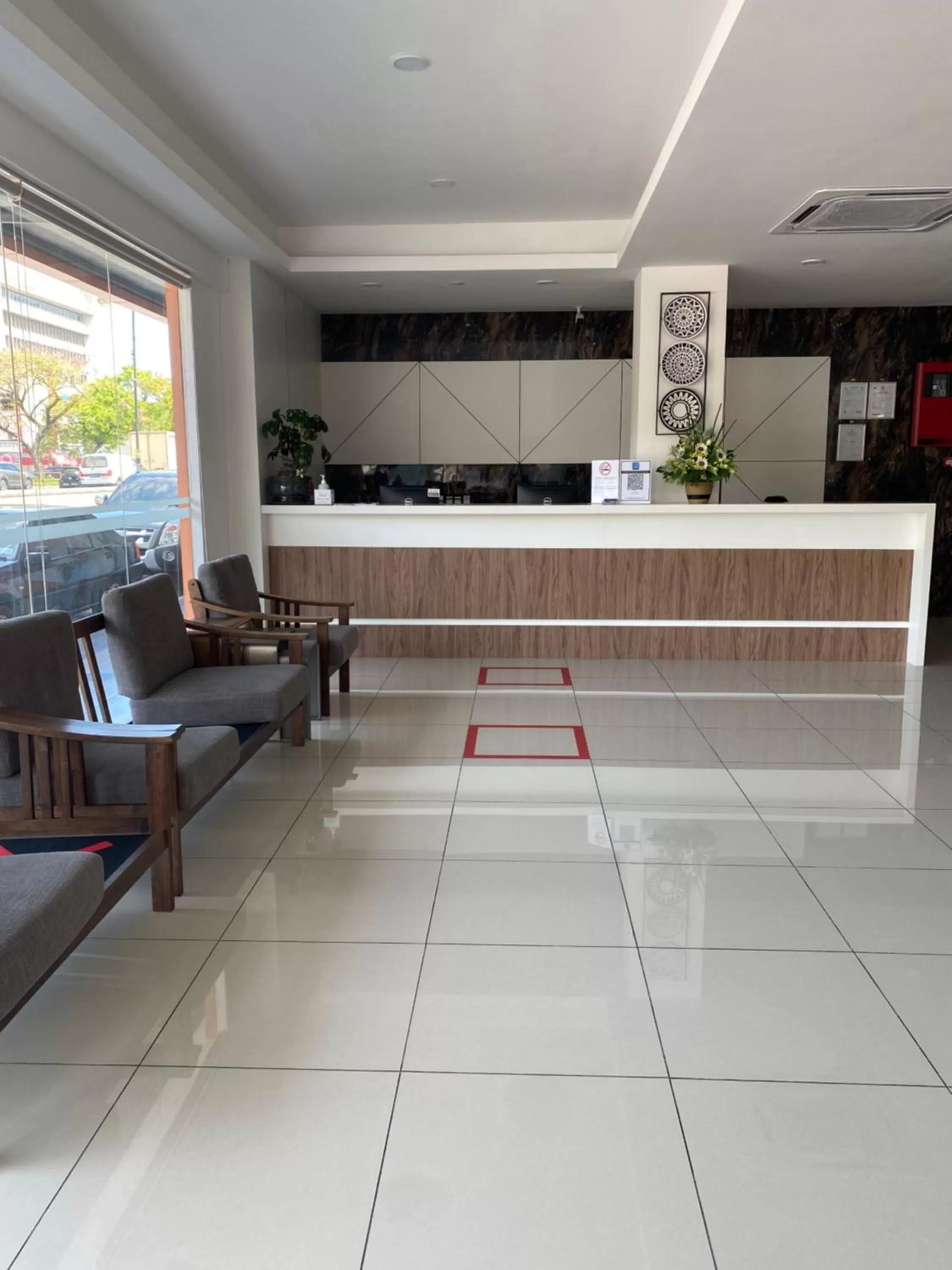 Lobby or reception in Walk In Hotel