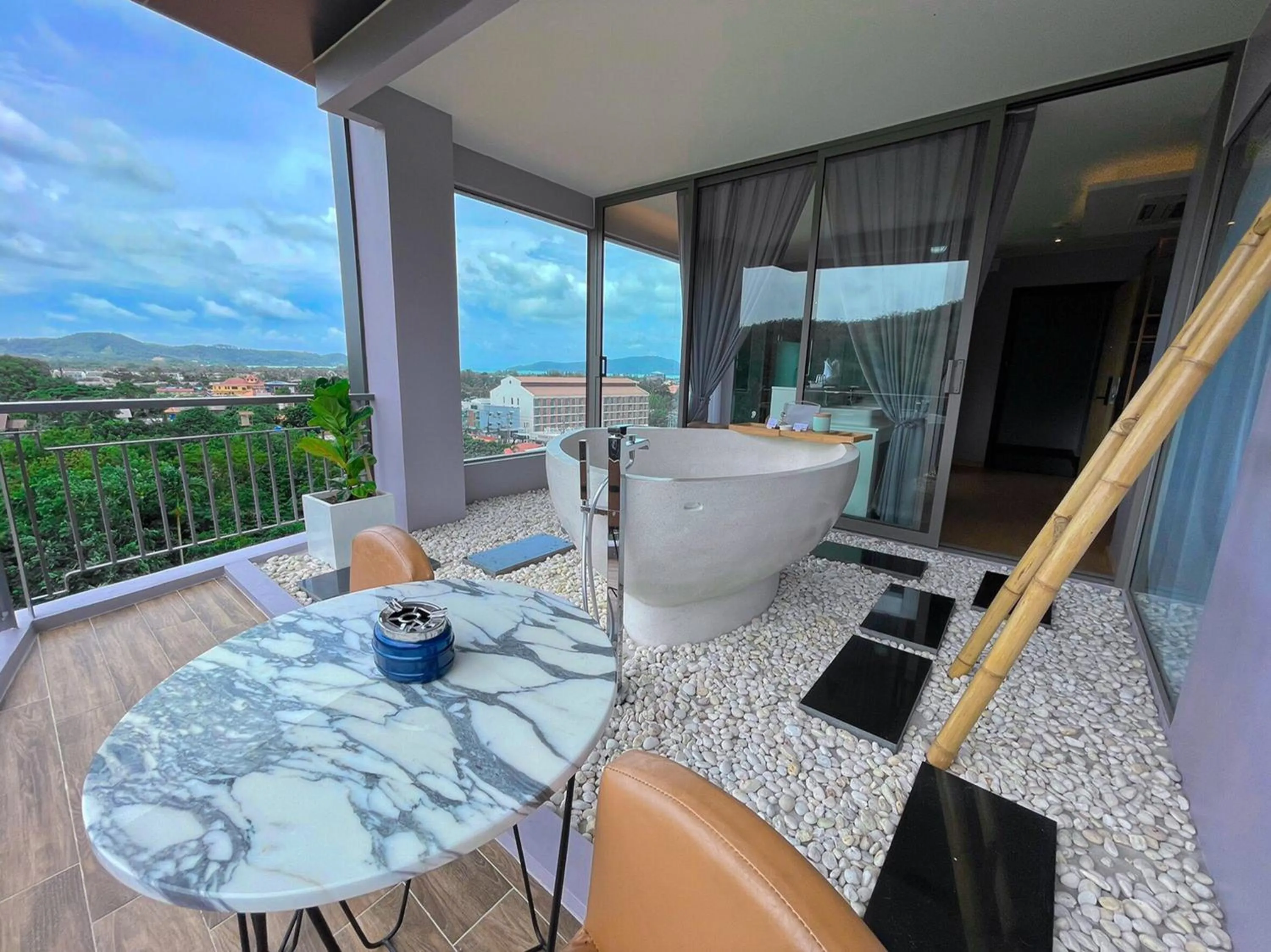 Balcony/Terrace in The Blue Hotel