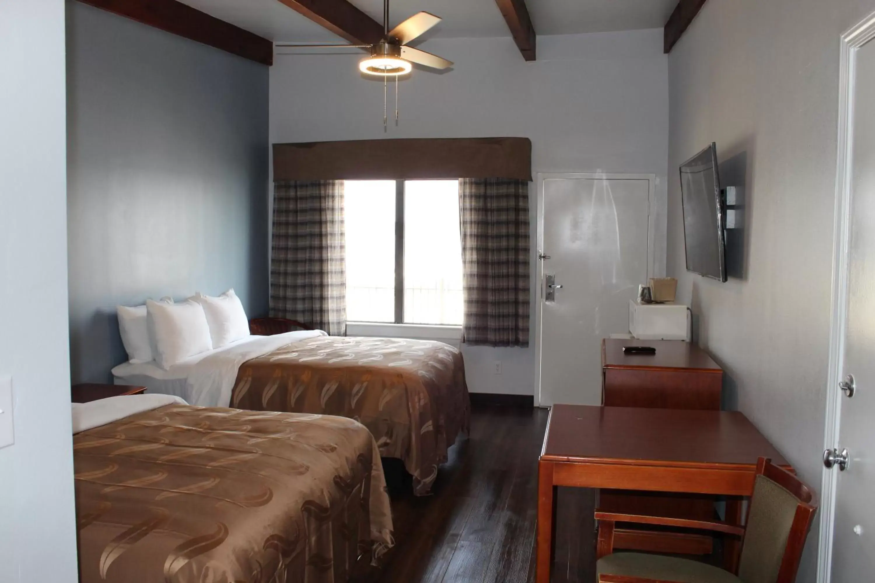 Photo of the whole room in Quality Inn - On The Lake Clarksville-Boydton