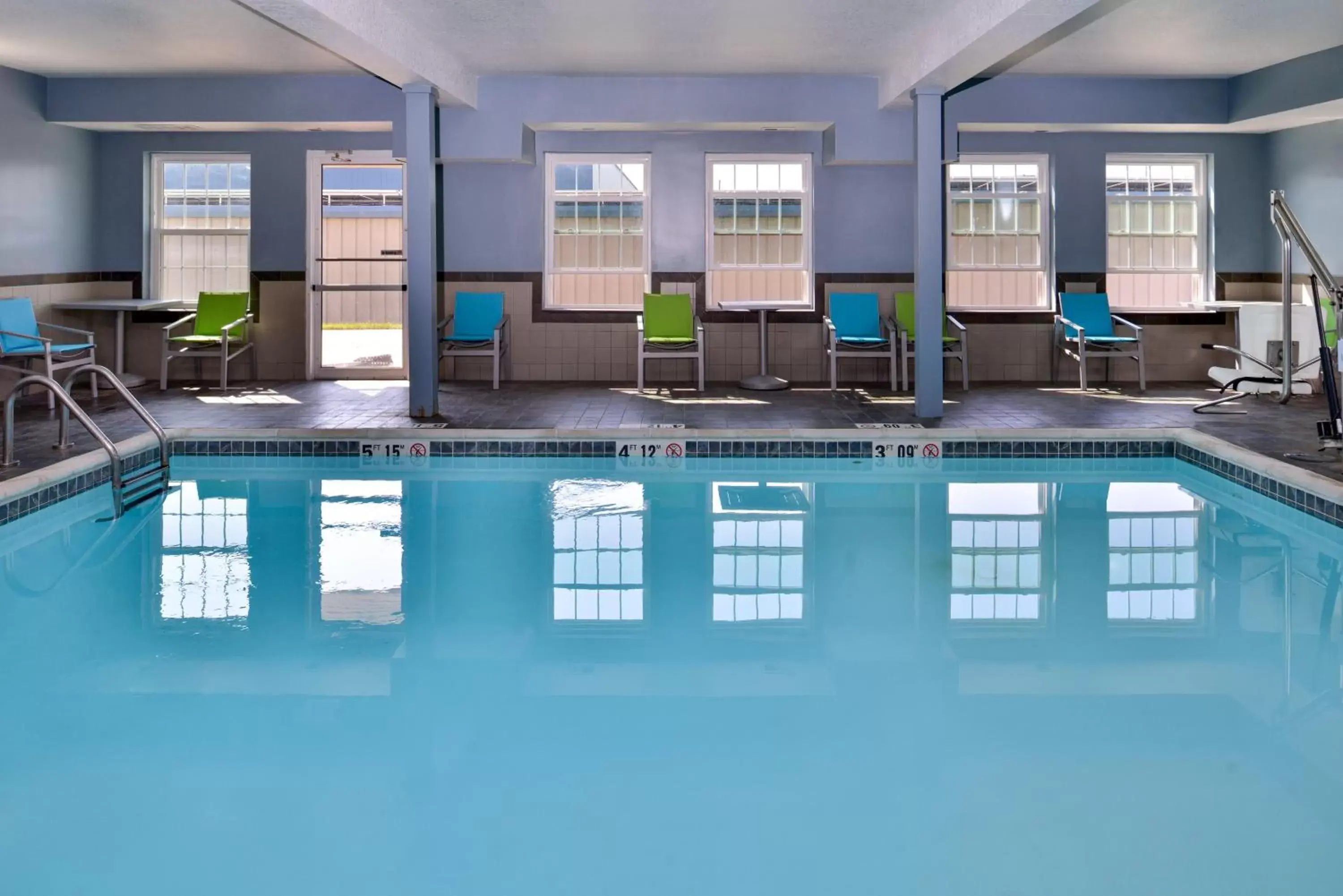 Swimming Pool in Holiday Inn Express Hotel & Suites North Kansas City, an IHG Hotel