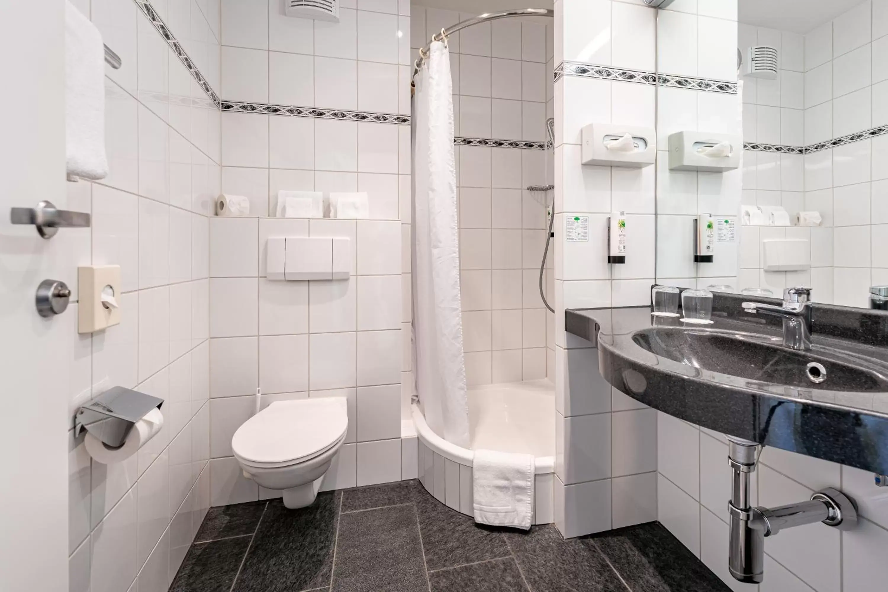Bathroom in Hotel A1 Grauholz