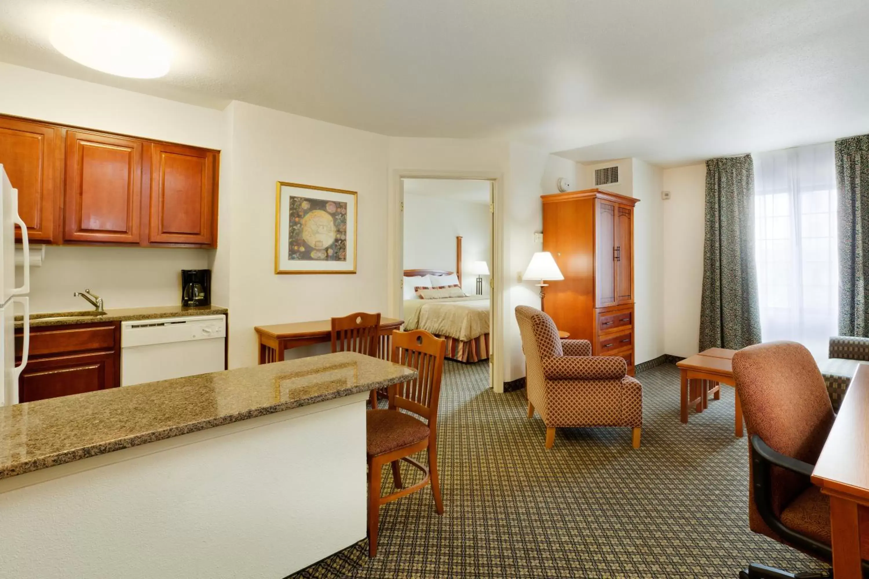 Photo of the whole room, Seating Area in Staybridge Suites Allentown Airport Lehigh Valley, an IHG Hotel