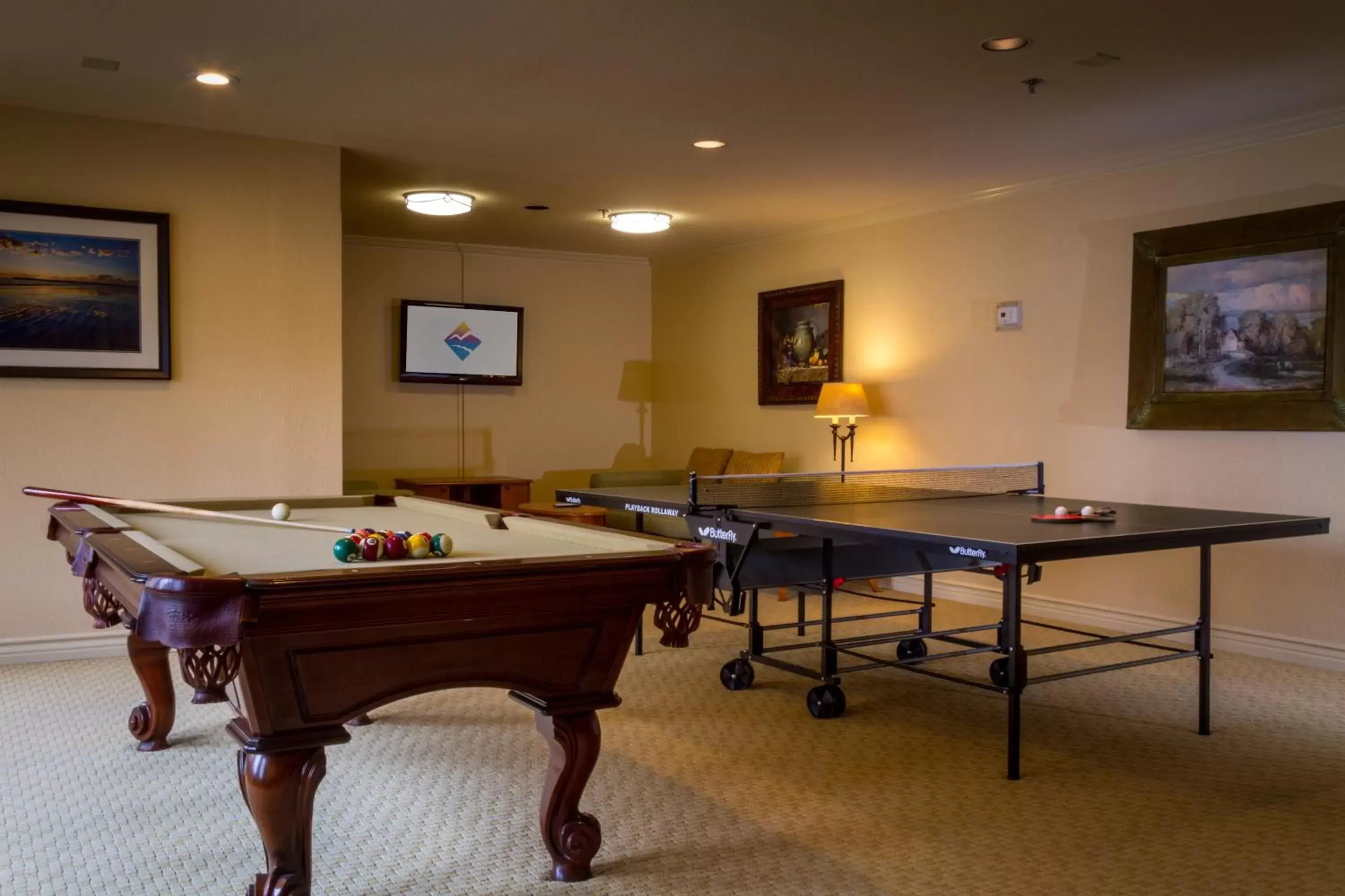 Area and facilities, Billiards in Coronado Beach Resort