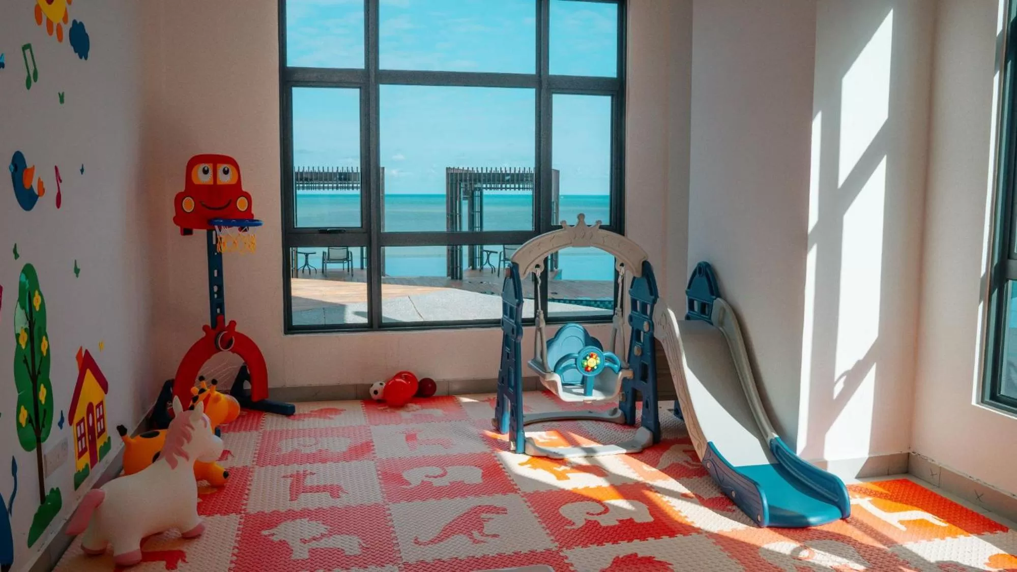 Kids's club, Bed in Swiss-Belhotel Kuantan