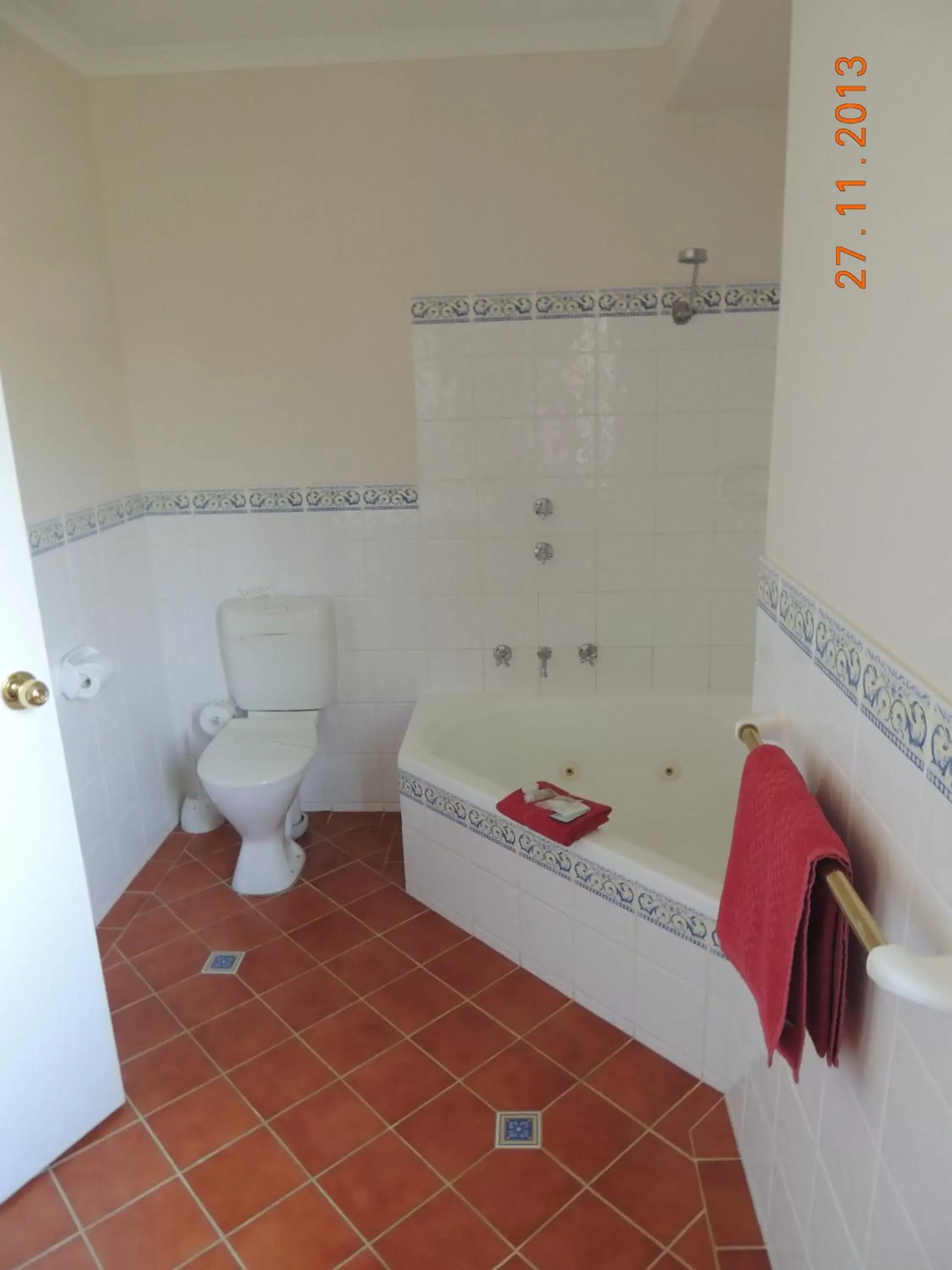 Bathroom in Nelsons of Bridgetown