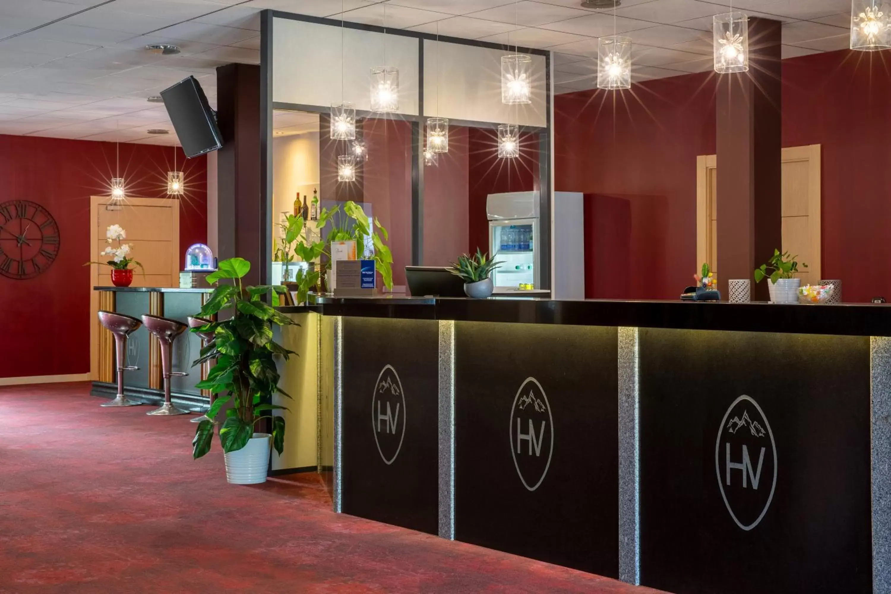 Lobby/Reception in Best Western Hotel & SPA Pau Lescar Aeroport