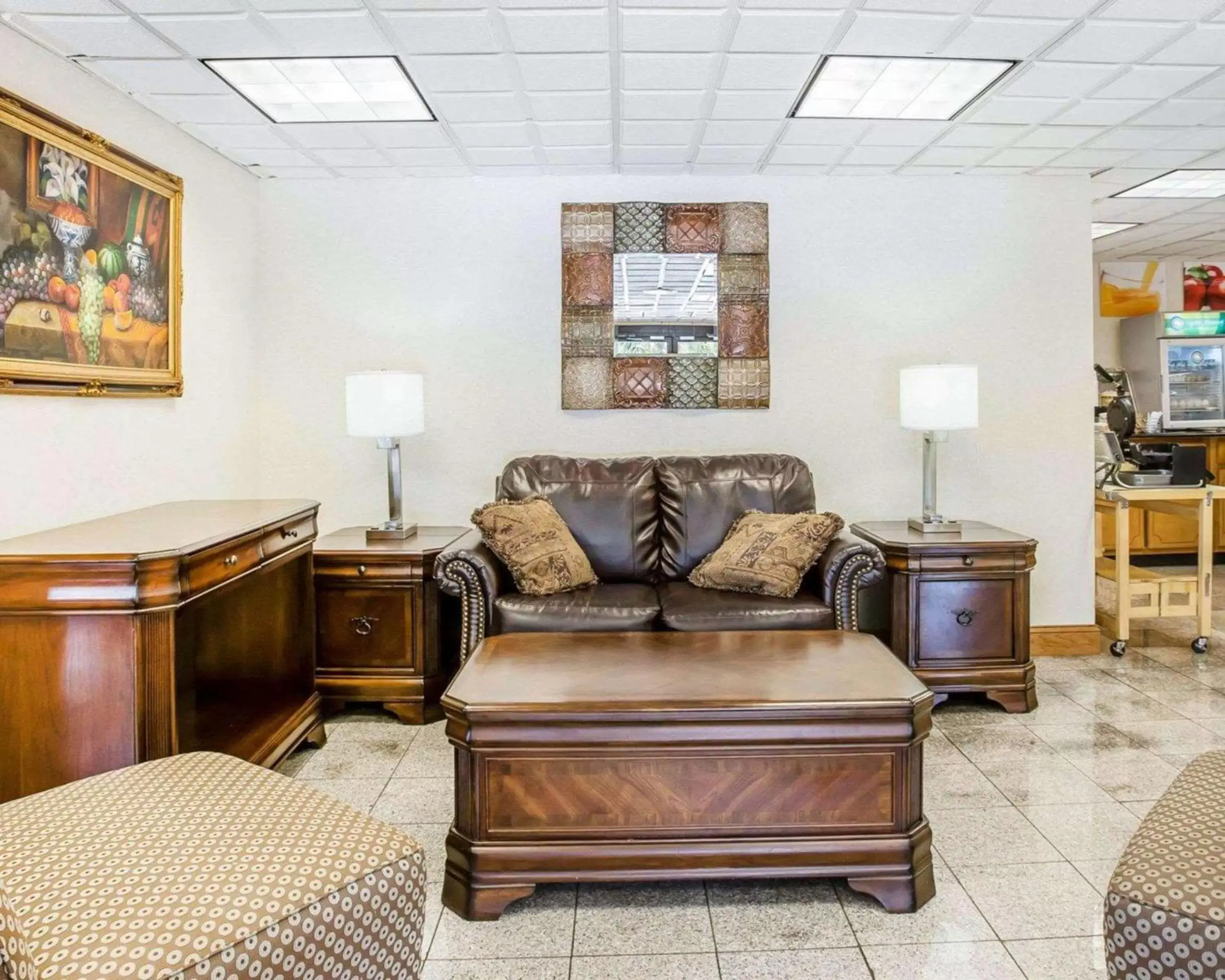 Lobby or reception, Seating Area in Quality Inn Macon