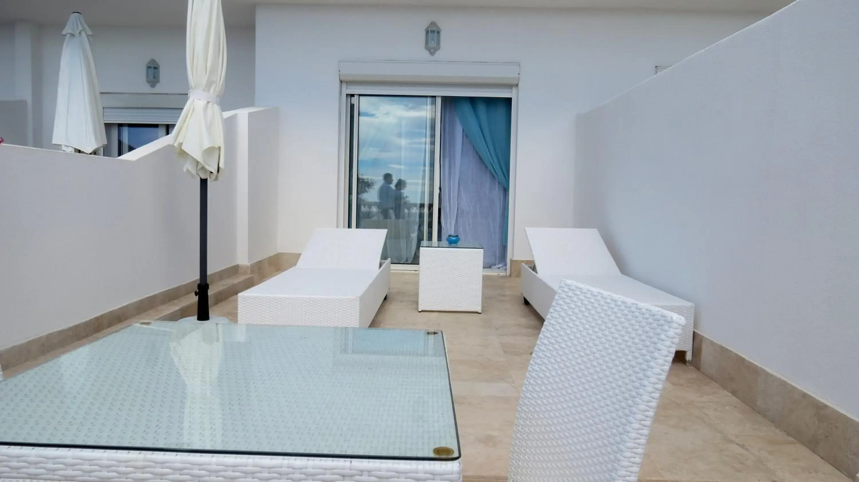 Balcony/Terrace, Room Photo in Hotel La Calanque