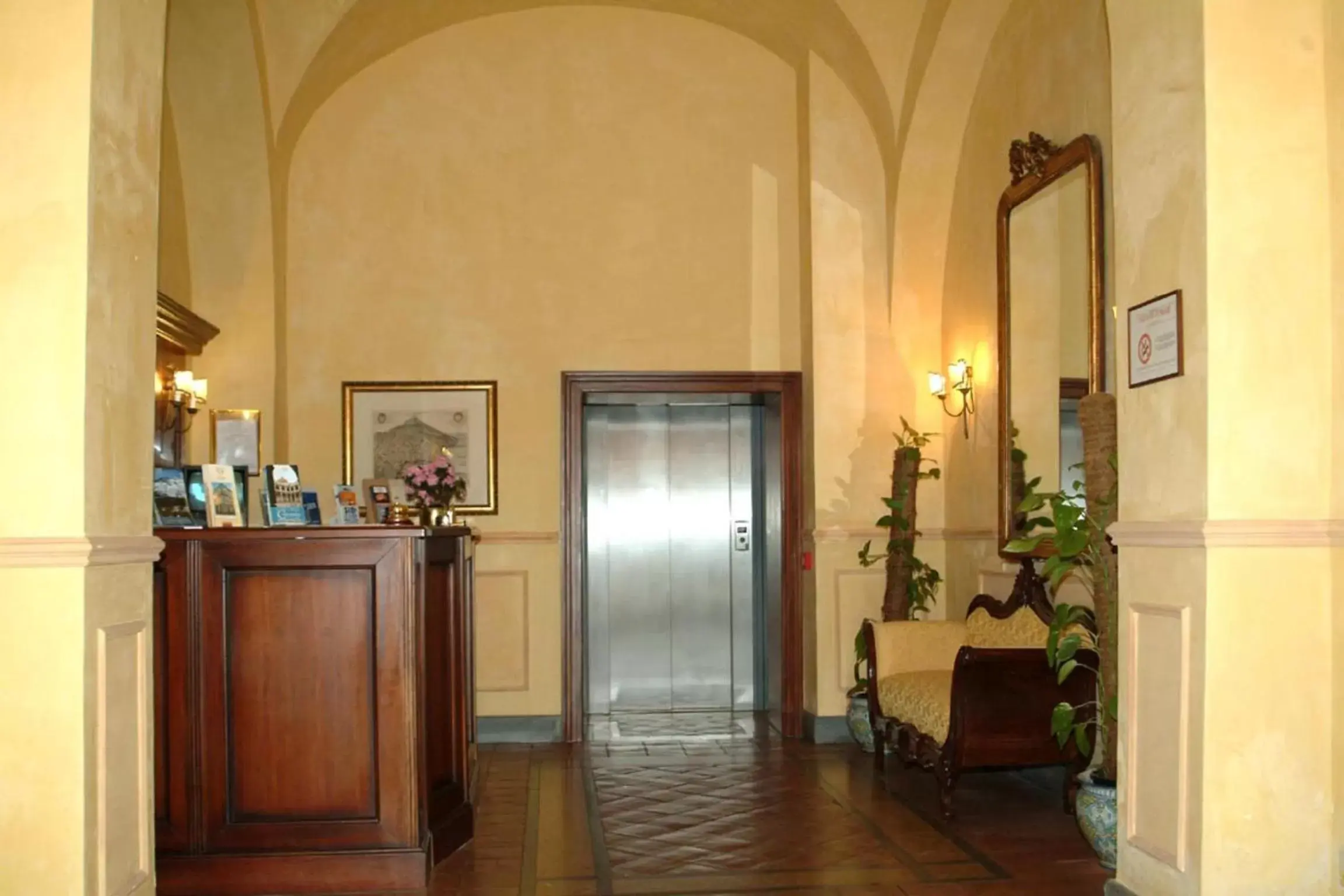 Lobby or reception, Lobby/Reception in Hotel La Ville