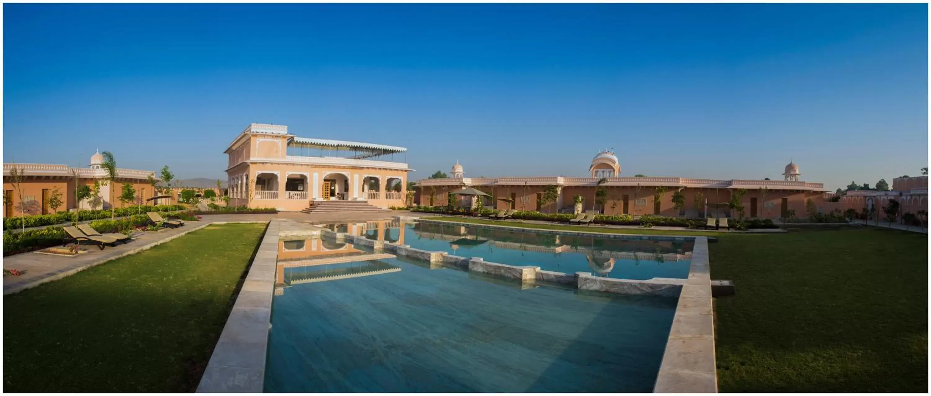 Swimming pool, Property Building in Buena Vista Luxury Garden Spa Resort