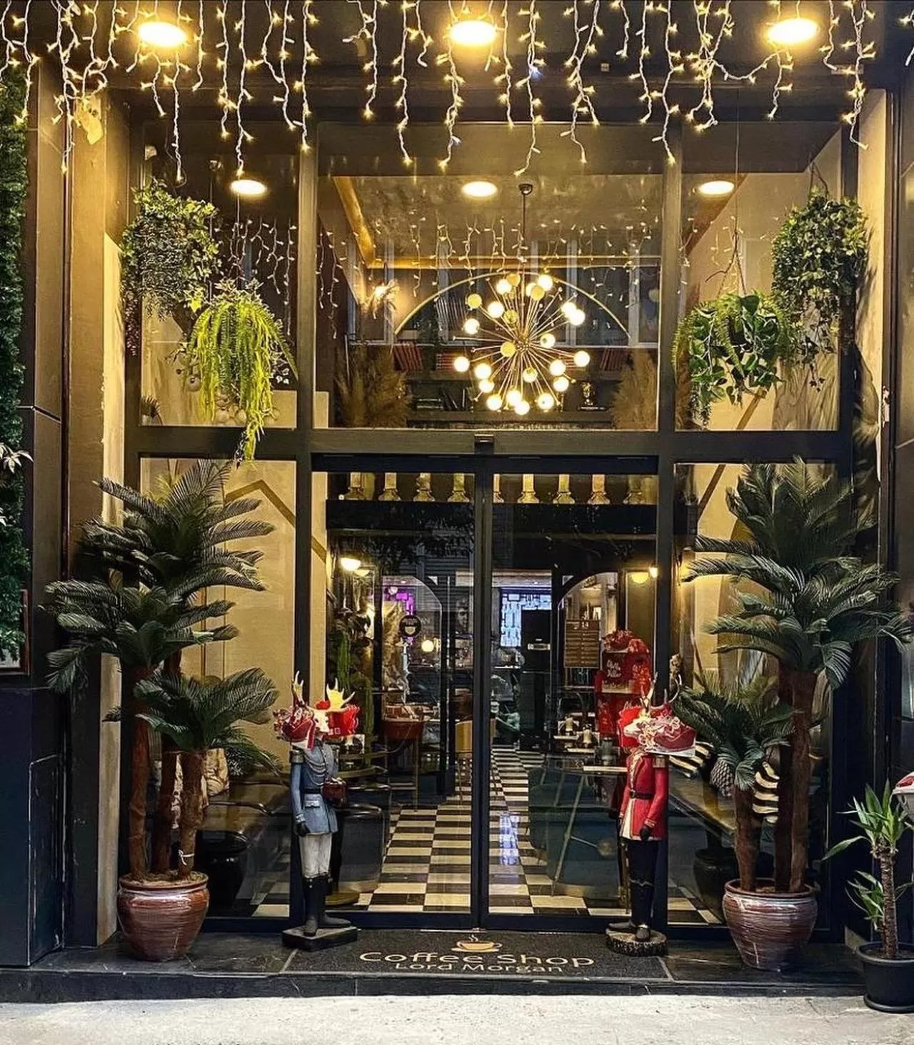 Facade/entrance in Lord Morgan & Exclusive Design Nişantaşı