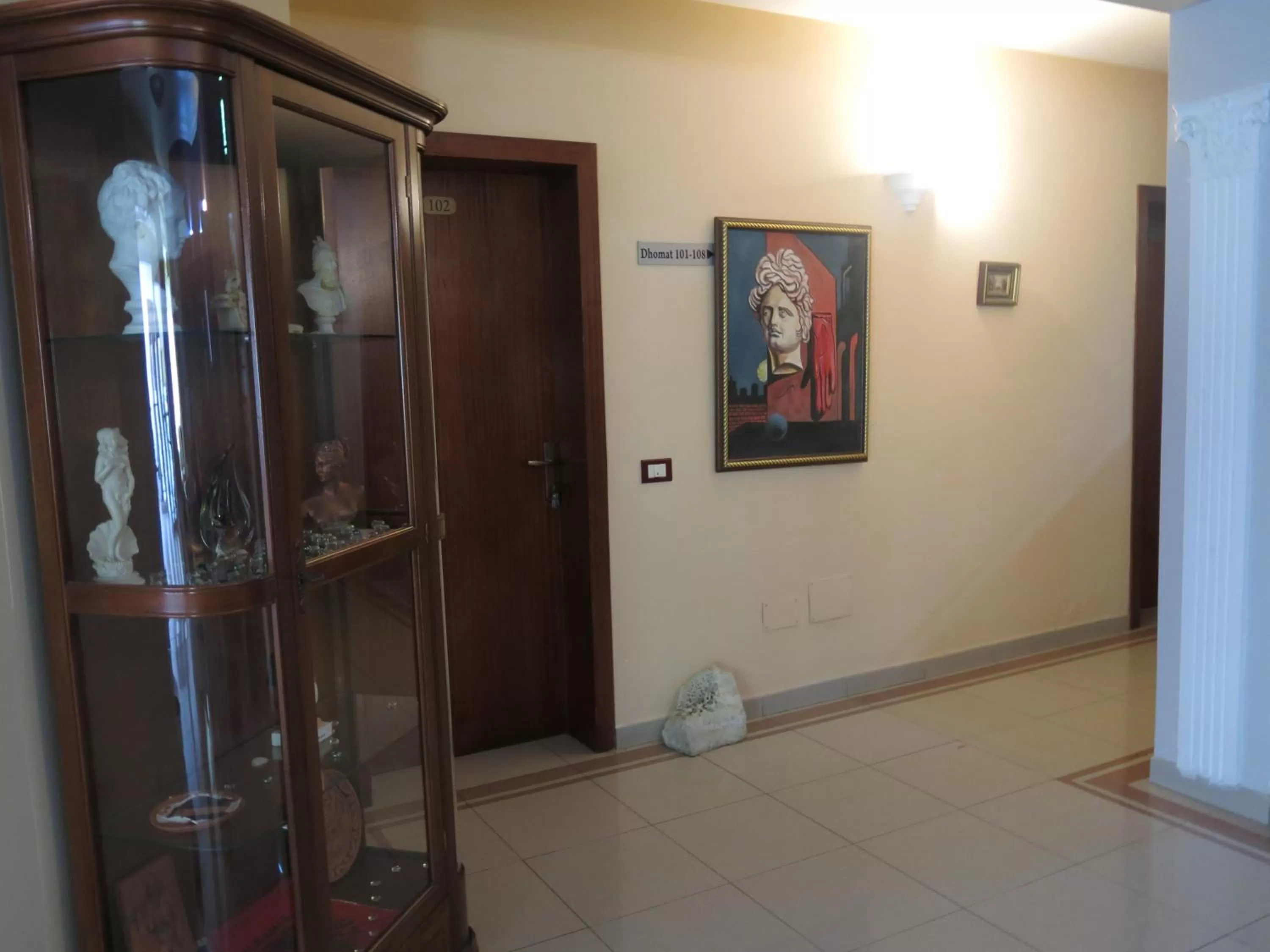 Decorative detail in Hotel Lido