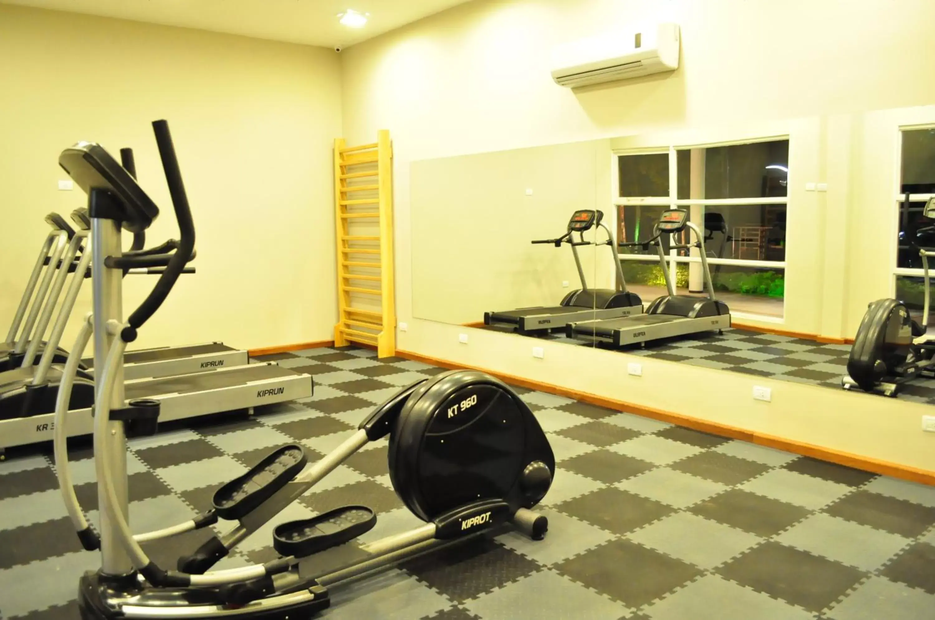 Fitness centre/facilities, Fitness Center/Facilities in Gran Hotel Tourbillon & Lodge