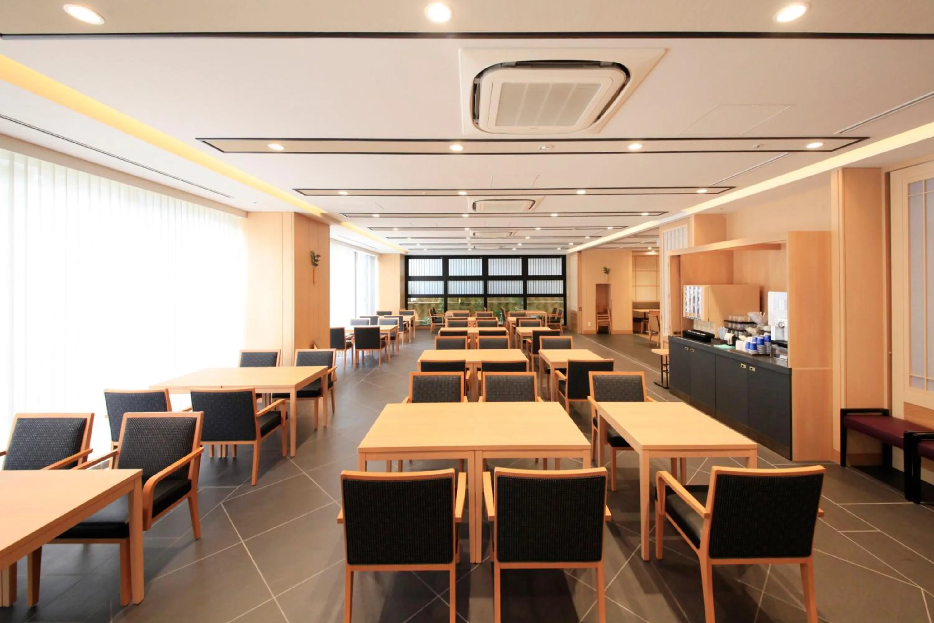 Restaurant/places to eat in Vessel Hotel Campana Kyoto Gojo