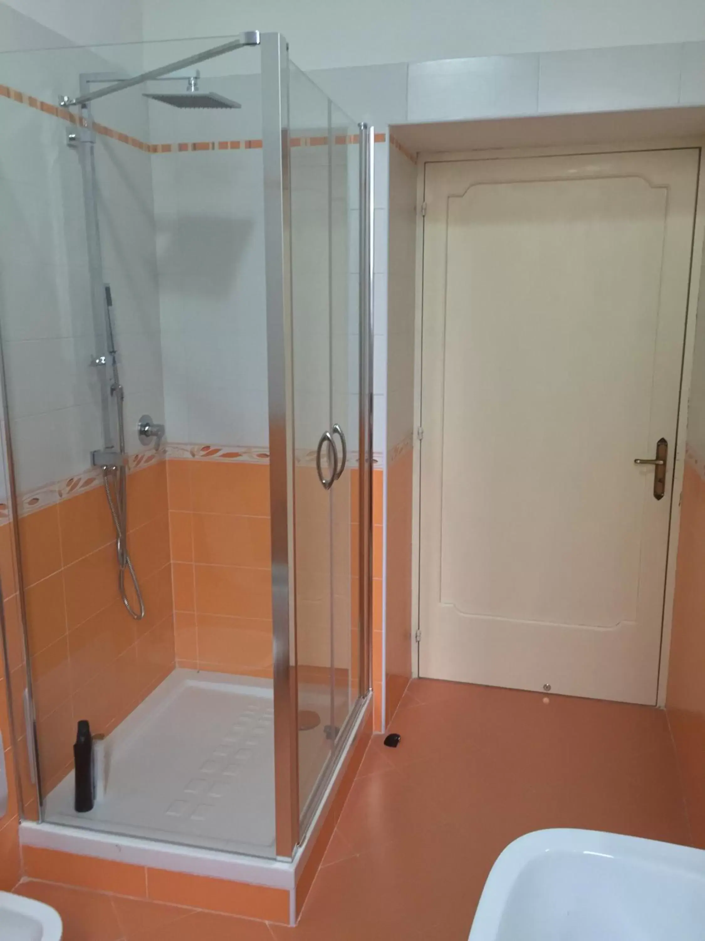 Shower, Bathroom in B&B Pozzo dei Desideri