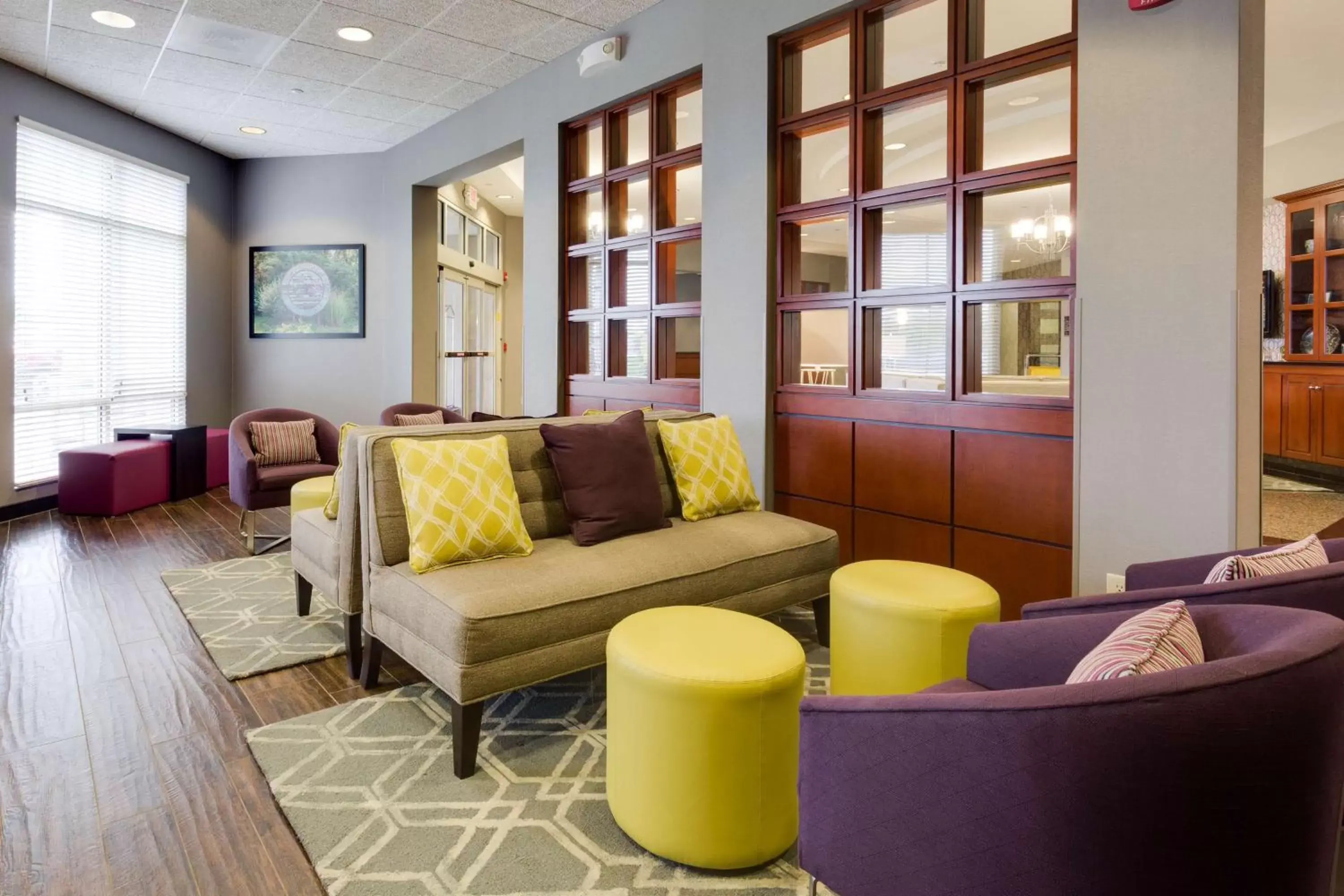 Lobby or reception, Seating Area in Drury Inn & Suites Middletown Franklin