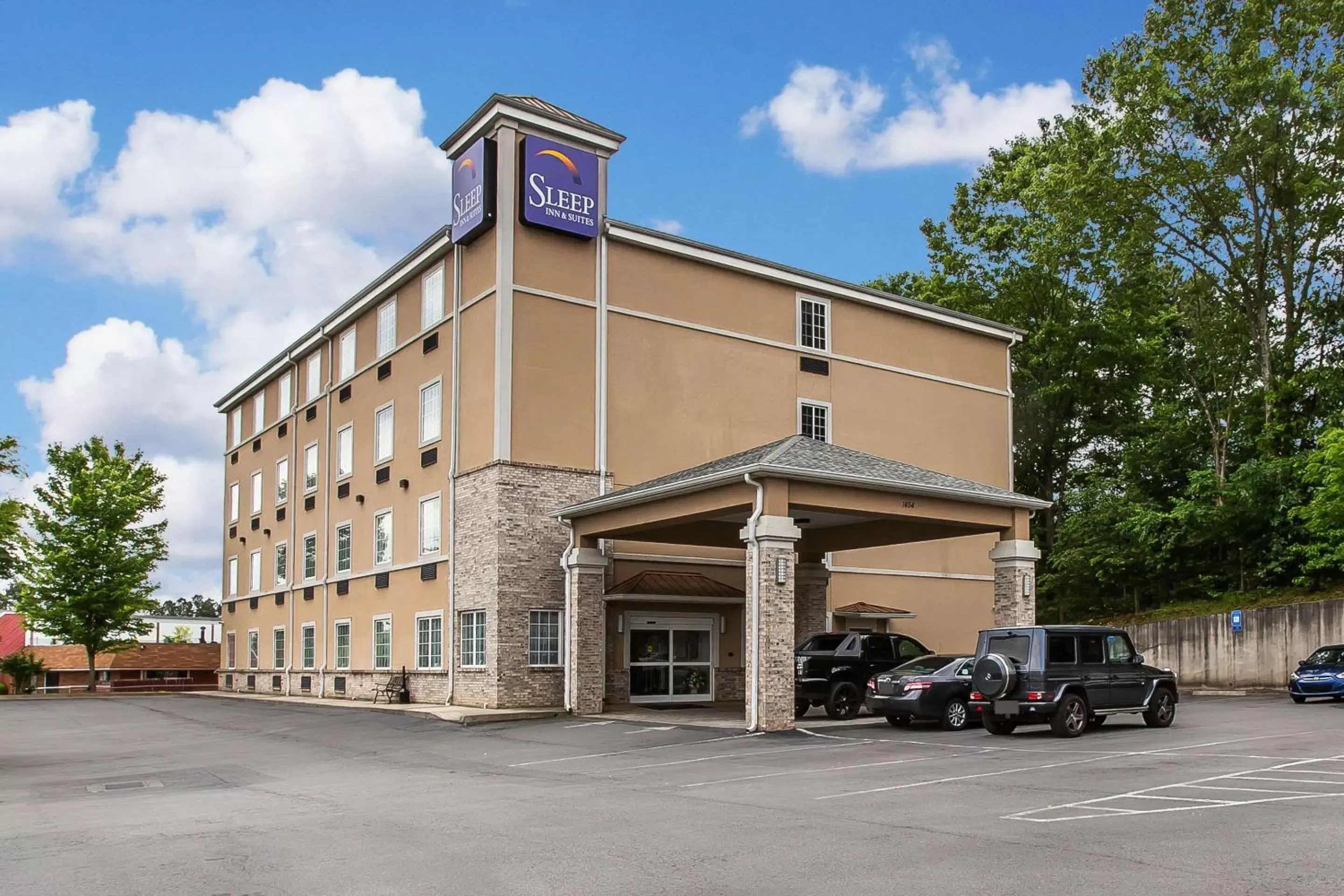 Property building in Sleep Inn & Suites at Kennesaw State University