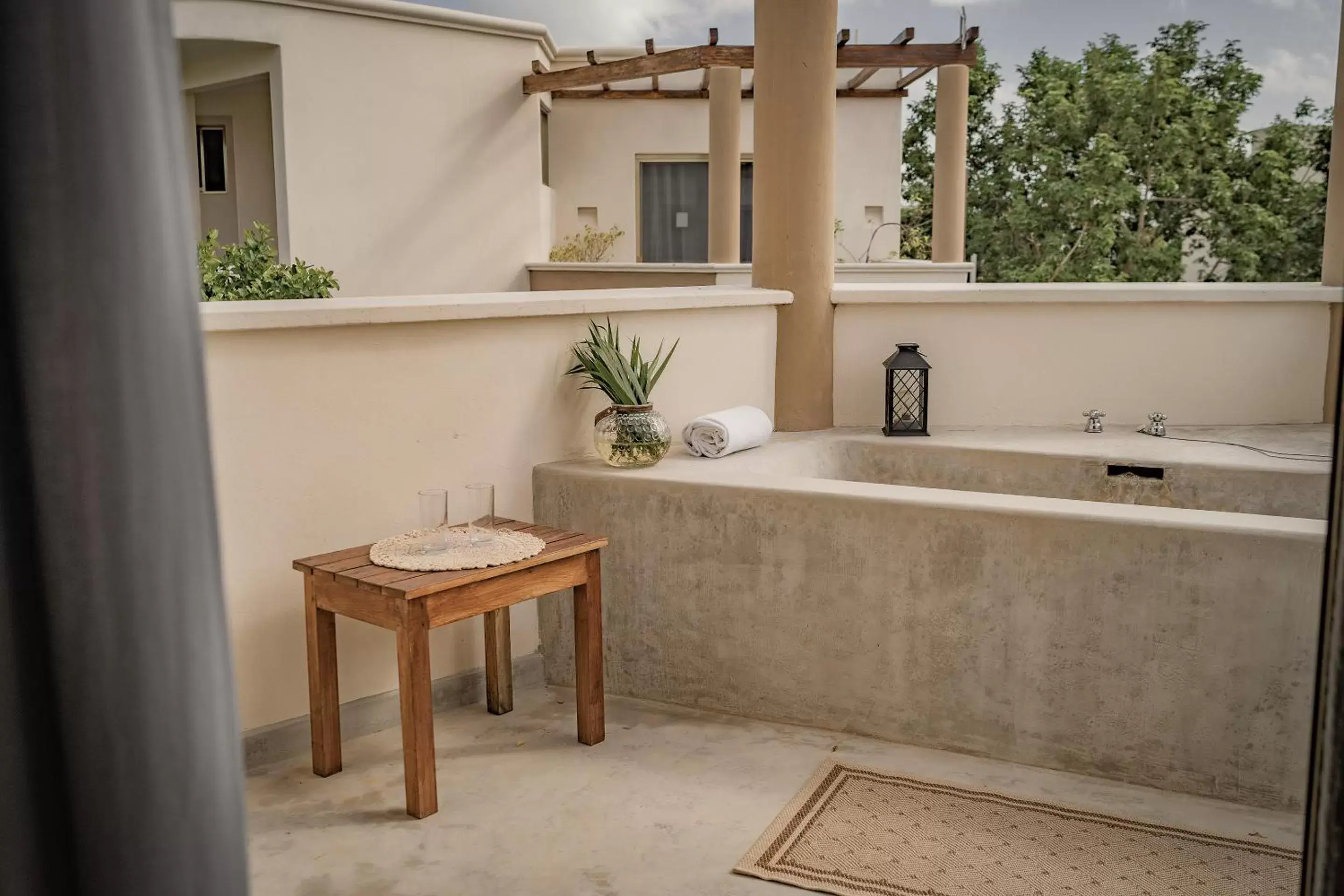 Balcony/Terrace, Bathroom in Hotel Posada 06 Tulum