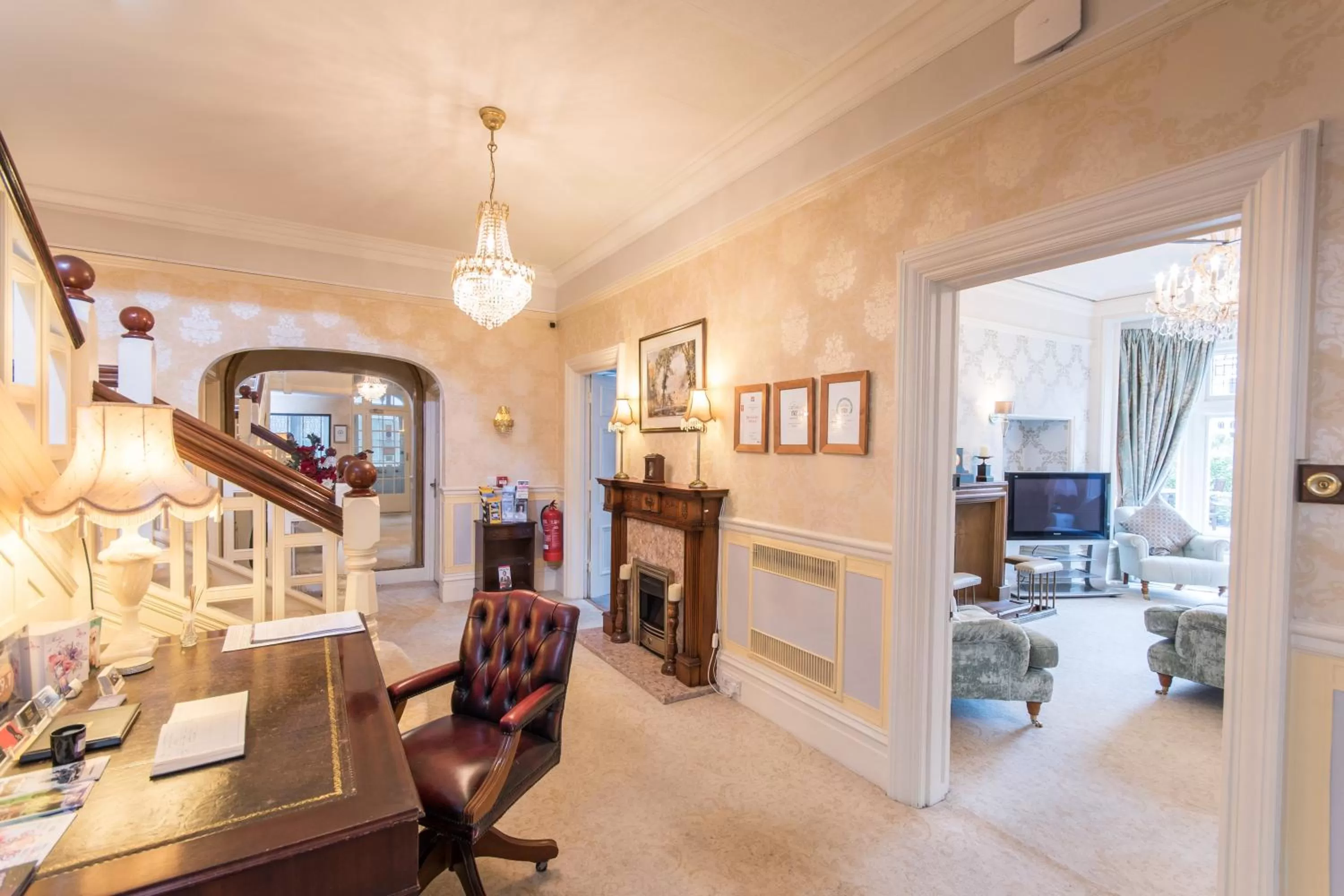 Lobby or reception in Grovefield Manor