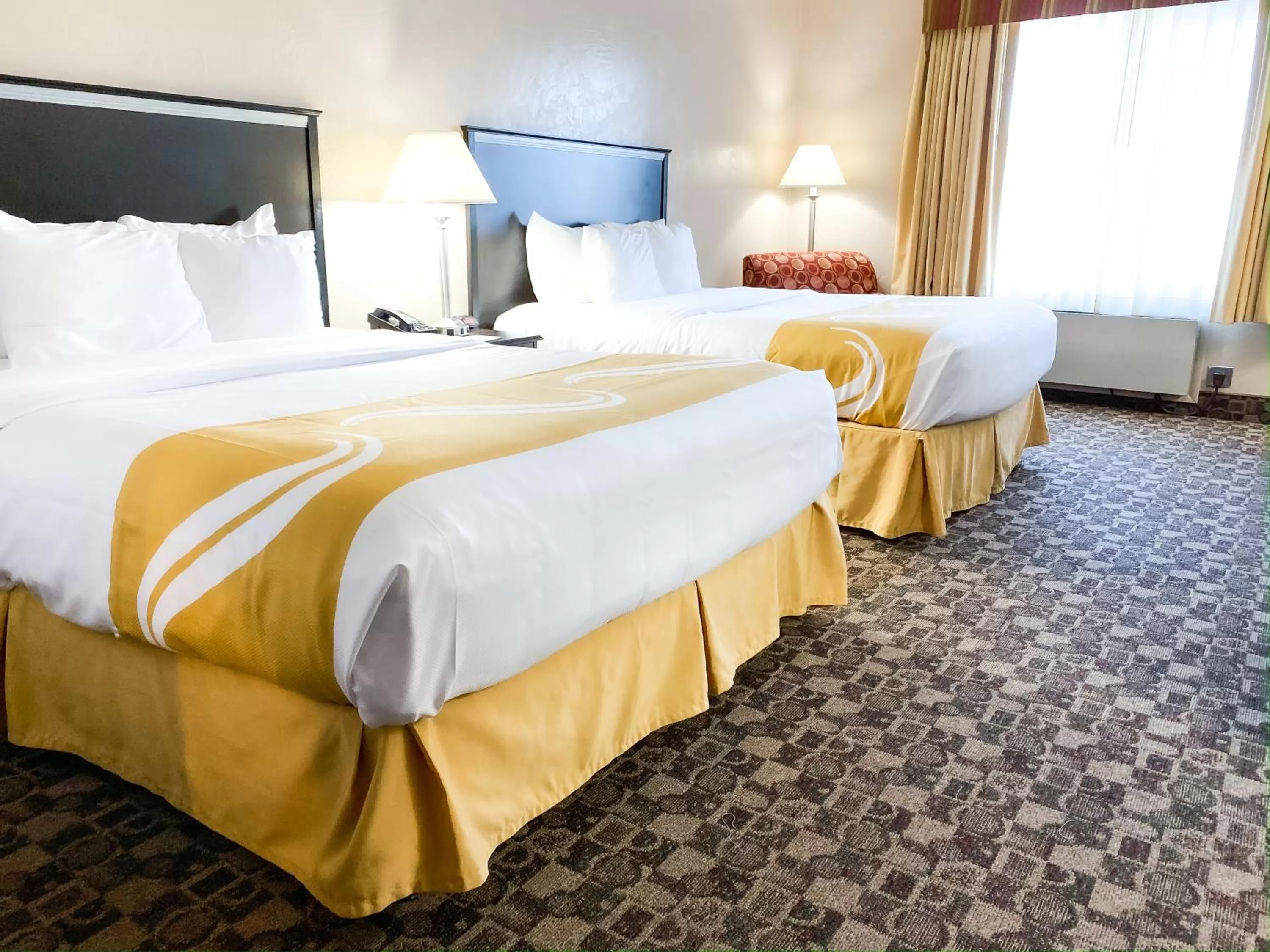 Bed in Quality Inn Vernal near Dinosaur National Monument