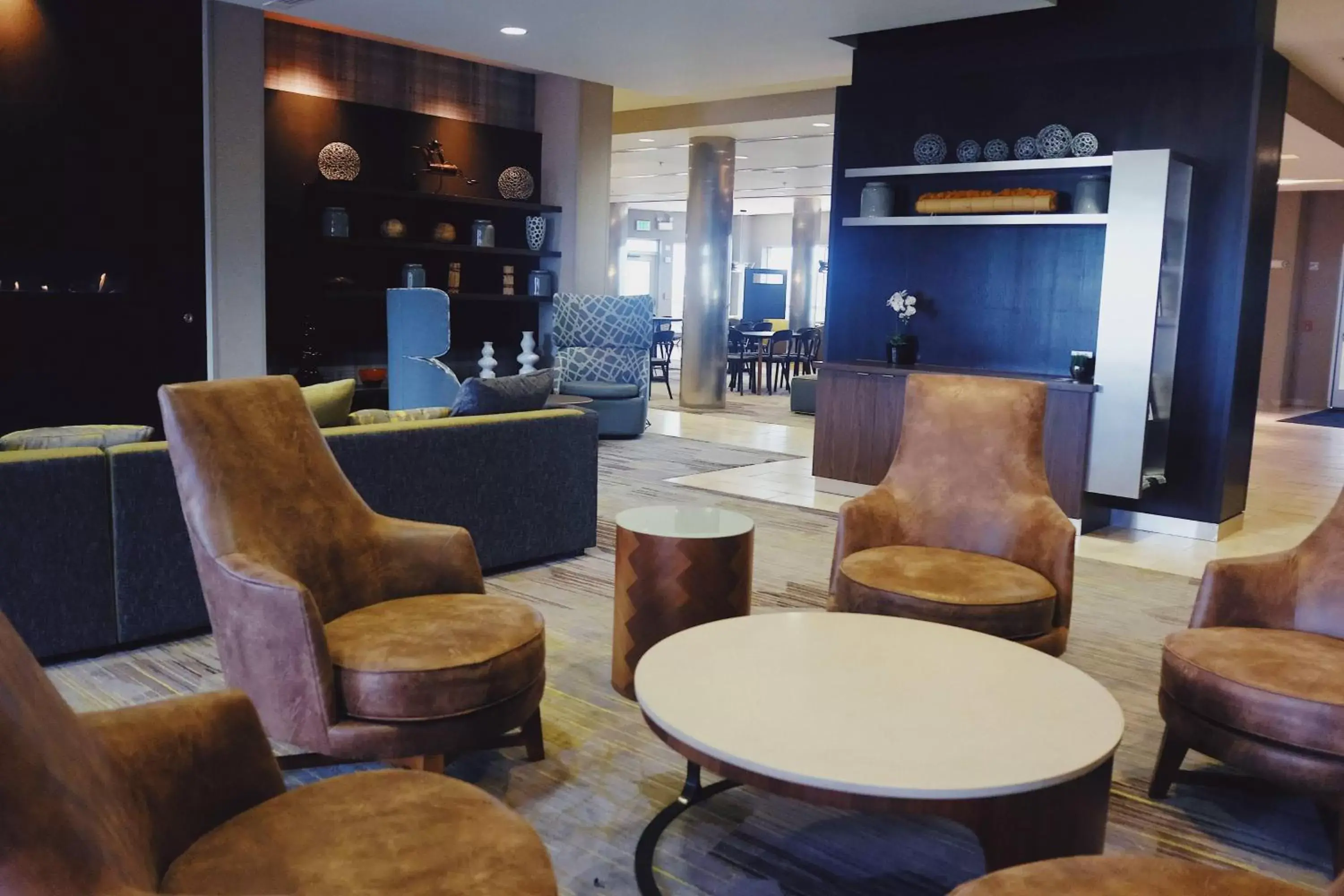 Lobby or reception, Lounge/Bar in Courtyard by Marriott Owensboro
