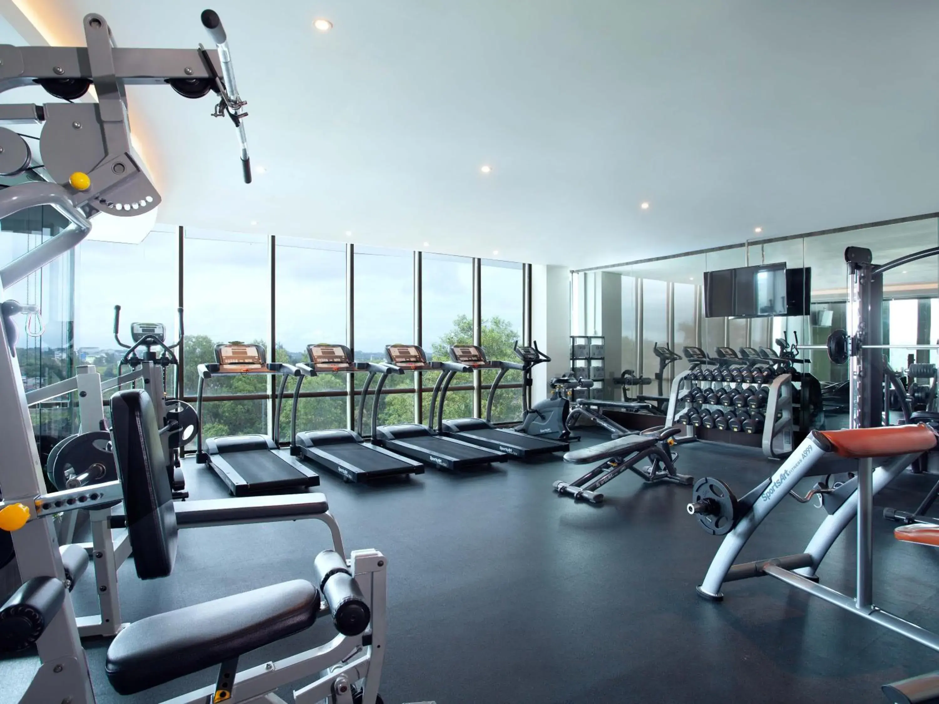 Activities, Fitness Center/Facilities in Platinum Hotel & Convention Hall Balikpapan