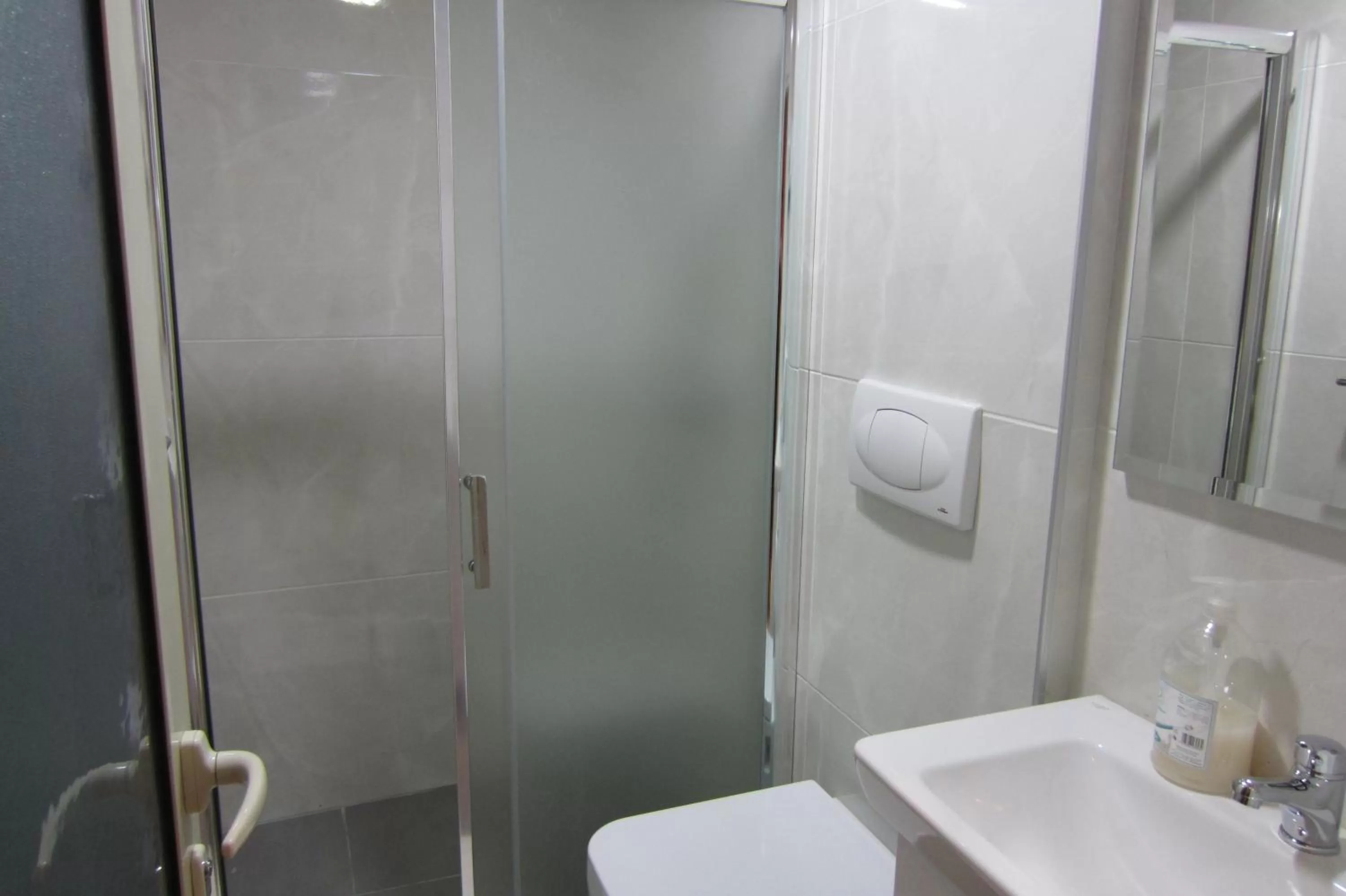 Bathroom in Freddy's Hotel