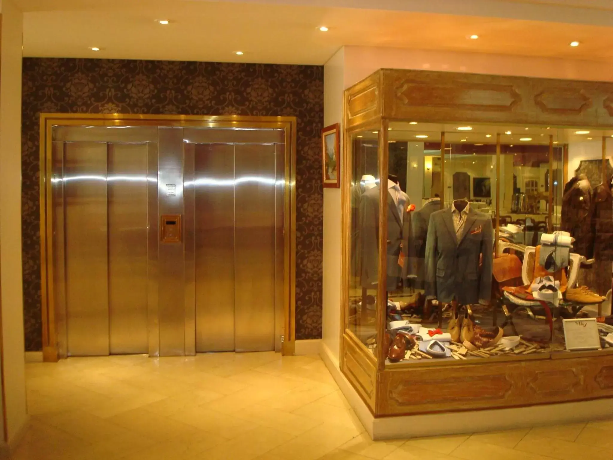 On-site shops in Centuria Hotel Buenos Aires