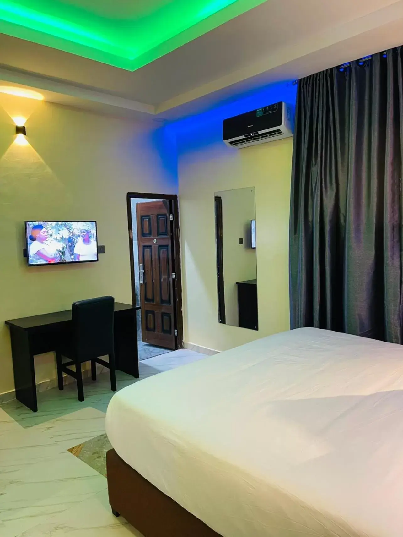 Bed in Beniks courtyard Hotel Bed in Beniks courtyard Hotel