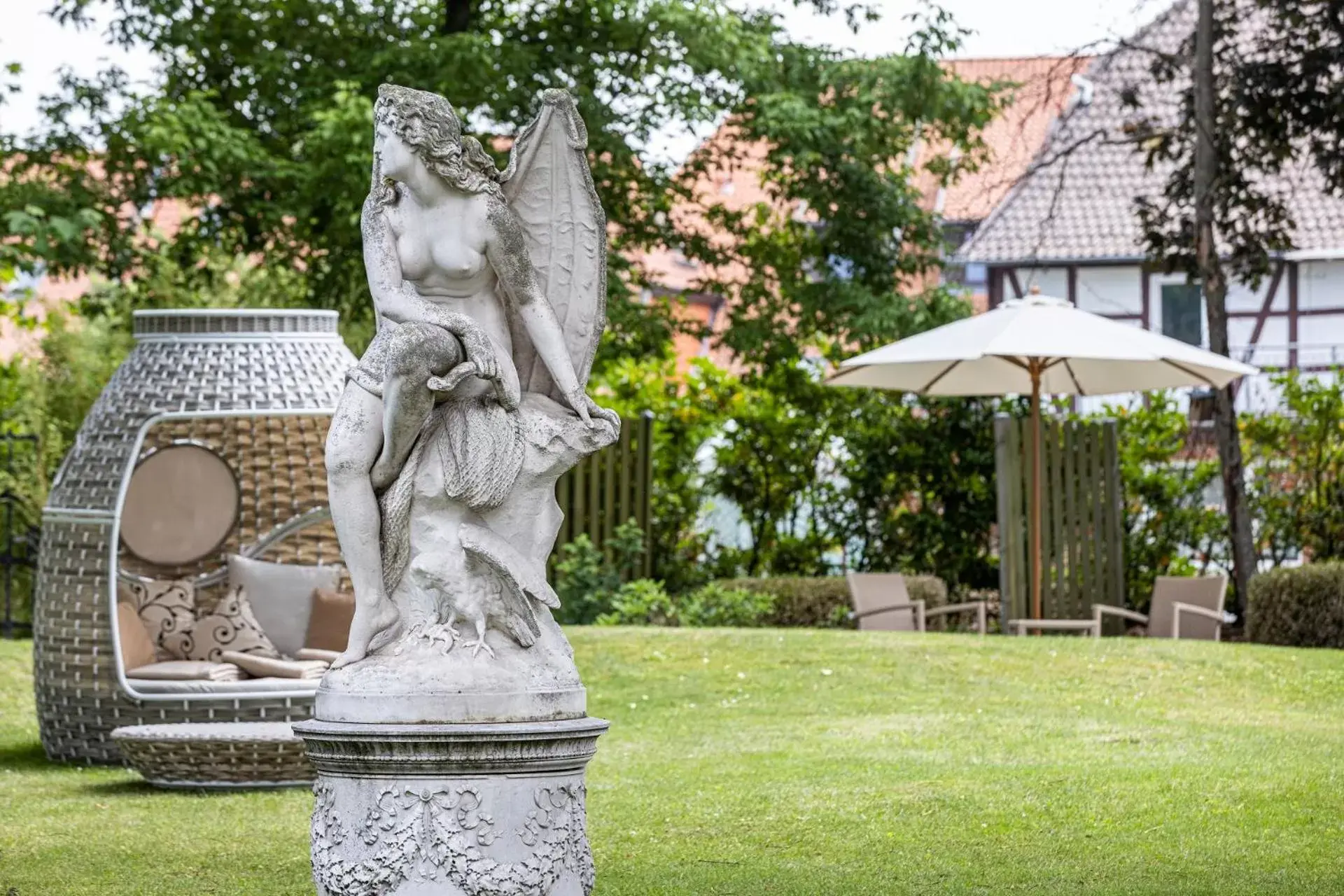 Garden in Parkhotel Bilm im Glück am Stadtrand Hannovers