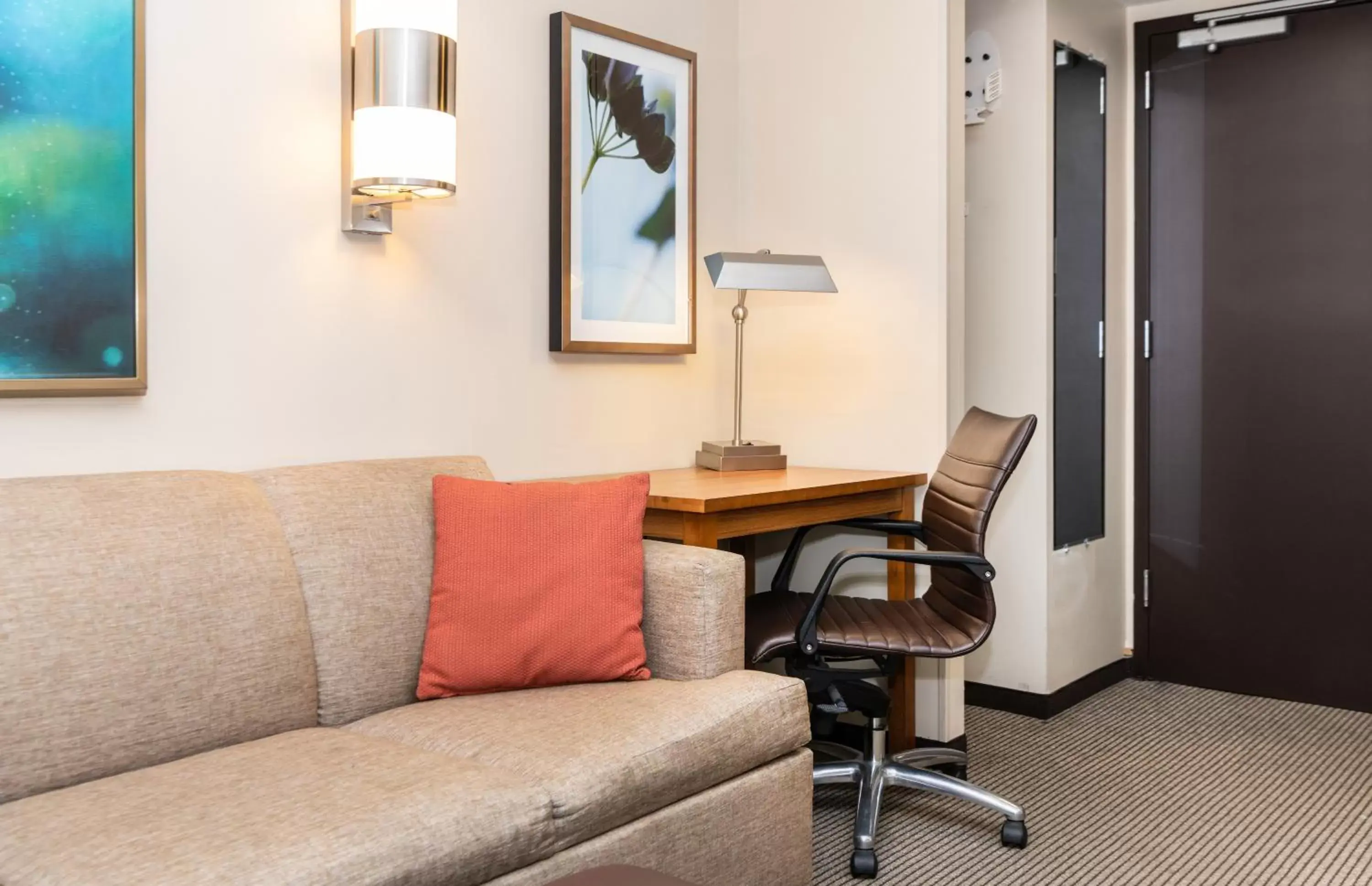 Bed in Hyatt Place New York/Midtown-South Bed in Hyatt Place New York/Midtown-South