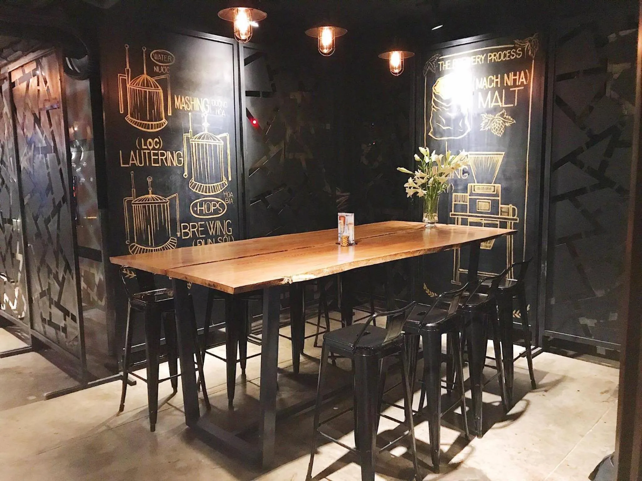 Lounge or bar in Sunrise Central Hotel