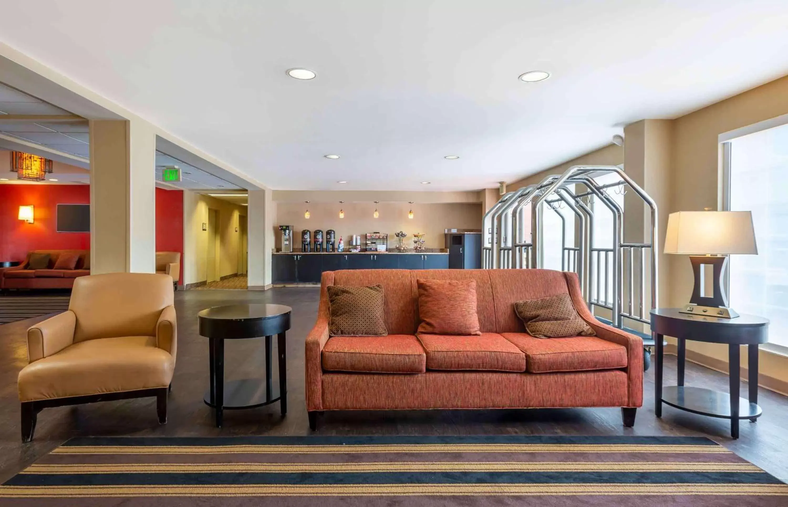 Breakfast, Seating Area in Extended Stay America Suites - Secaucus - New York City Area