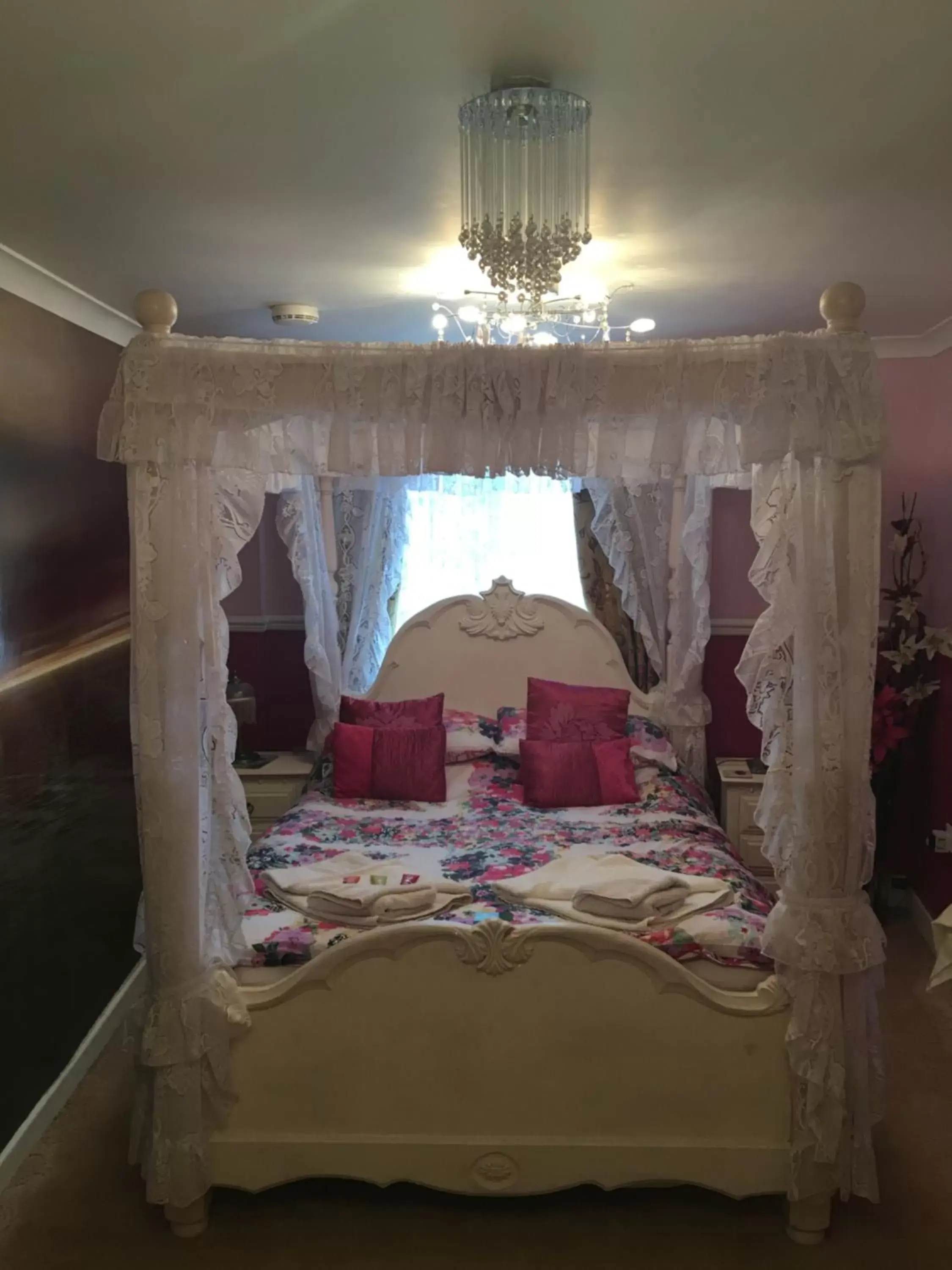 Bed in Jasmine House