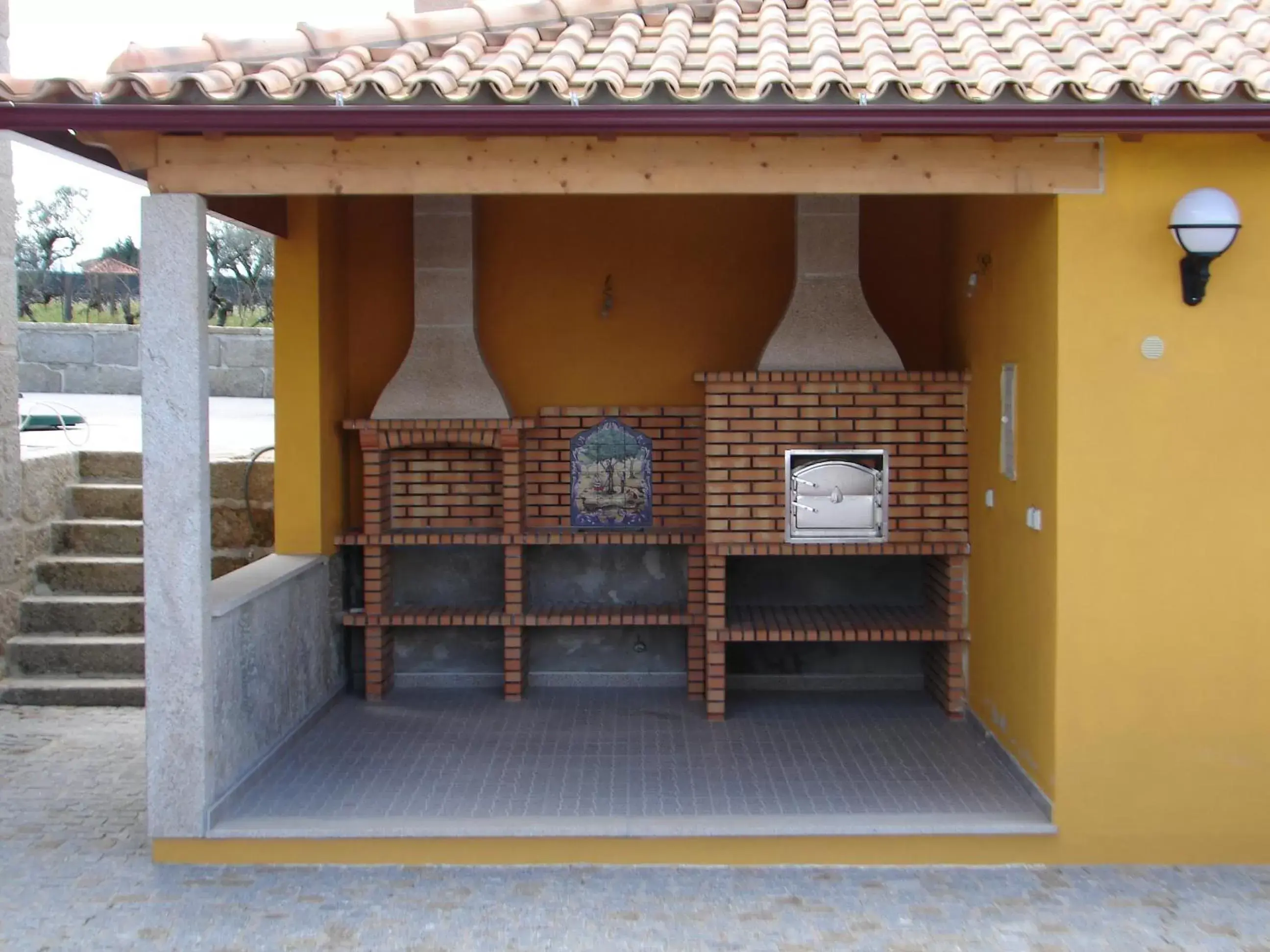 Property building, BBQ Facilities in Casa do Lagar de Tazem